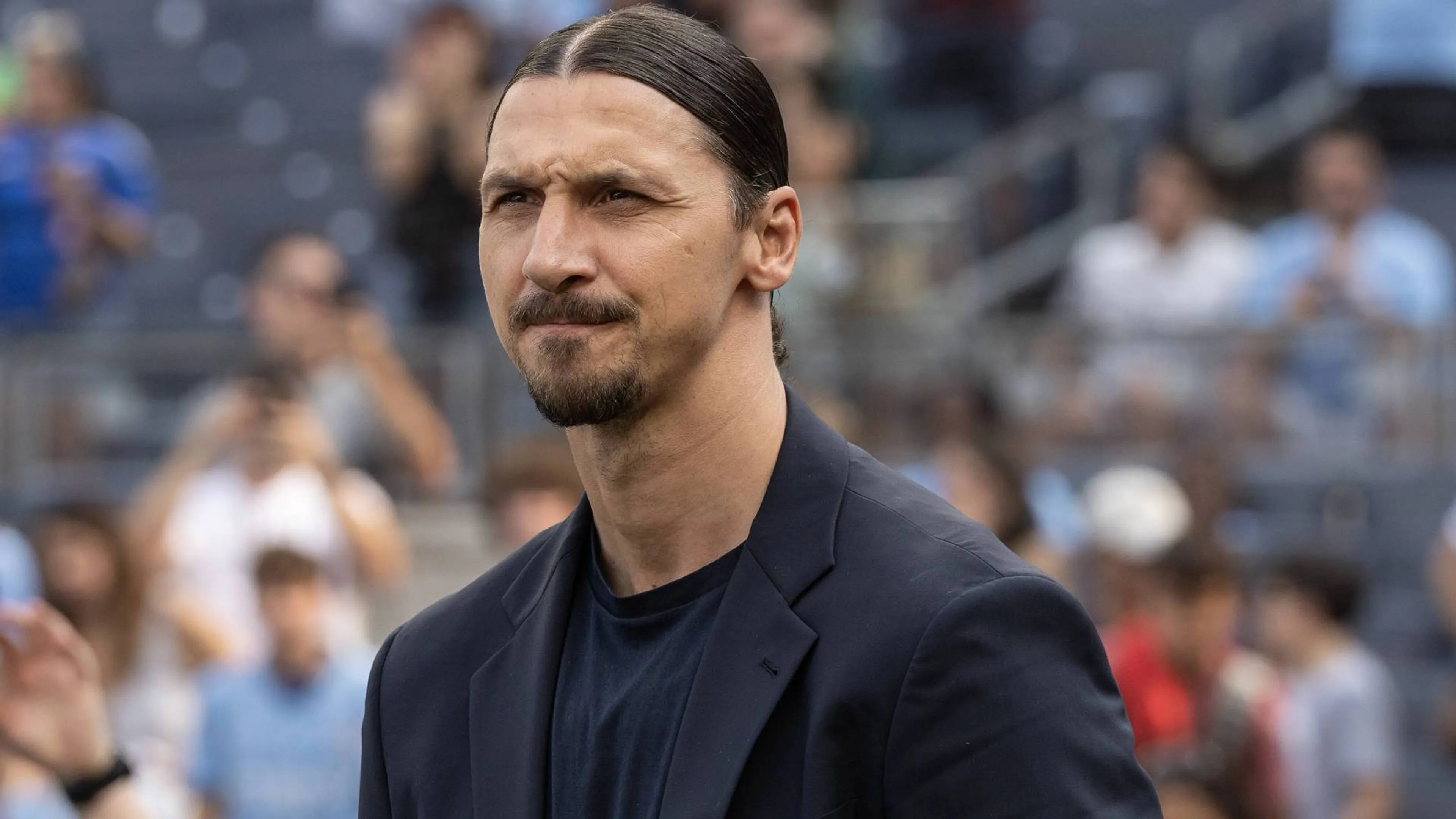 Copertina di Ibra, futuro da allenatore? Lo svedese non ha dubbi: "Passo troppo grande"