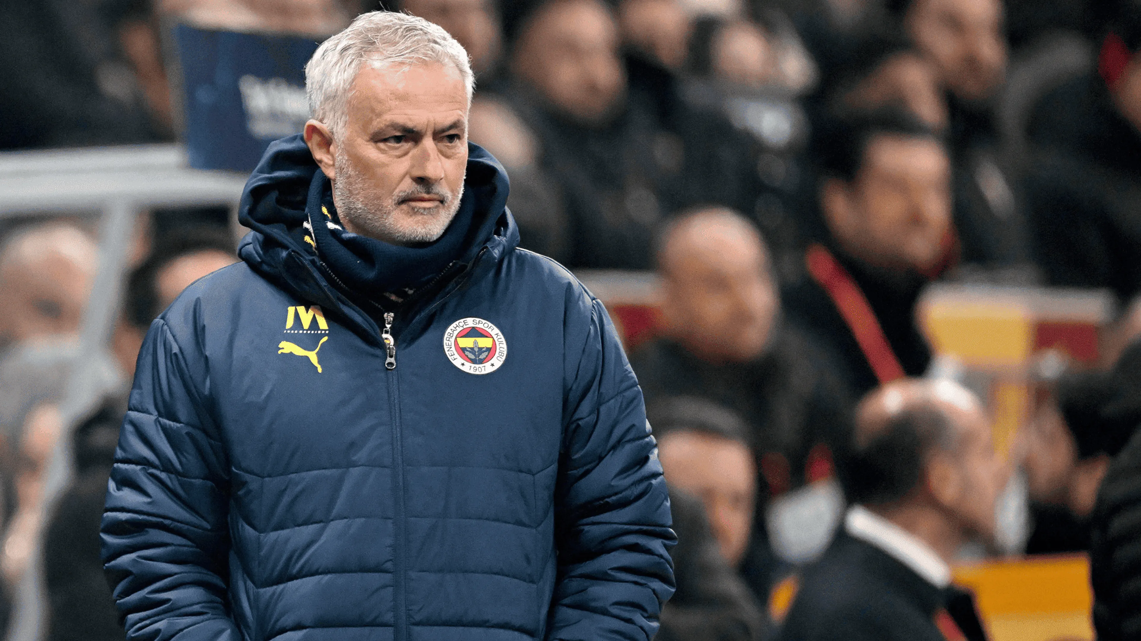 Copertina di Galatasaray-Fenerbahce, bufera su Mourinho: "Saltavano come scimmie!". E arriva l'accusa di razzismo