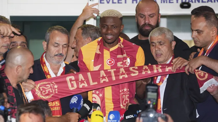 /images/g/a/l/galatasaray-s-nigerian-player-victor-osimhen-arrives-in-istanbul-istanbul-turkiye-july-30-nigerian-footballer-victor-osimhen-whose-transfer-talks-with-galatasaray-have-begun-arrives-at-ataturk-airports-general-aviation-terminal-by-private-jet-where-club-officials-and-numerous-fans-welcome-the-26-year-old-player-in-istanbul-turkiye-on-july-30-2025-agit-erdi-ulukaya-anadolu-istanbul-turkey-editorial-use-only-please-get-in-touch-for-any-other-usage-copyright-x2025xanadoluxagitxerdixulukayaxjpg_1753973134318.jpg