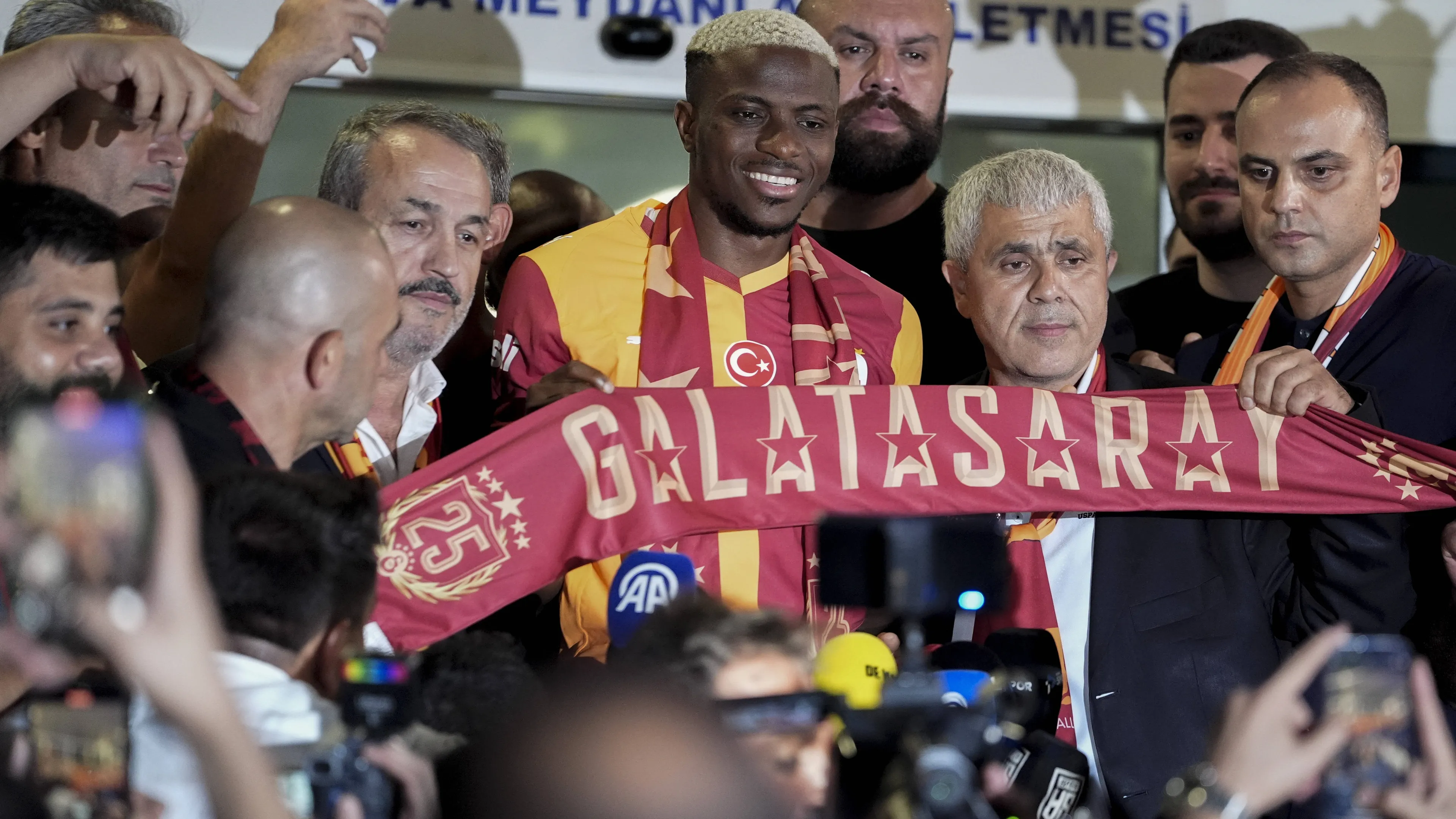 In Germania fanno le pulci al Galatasaray: "Dove prendono tutti quei soldi?". Ecco la risposta