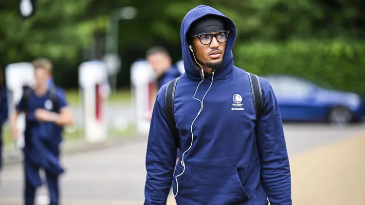 /images/g/e/n/gent-s-archibald-archie-brown-pictured-at-the-arrival-on-the-first-day-of-the-summer-stage-of-belgian-soccer-team-kaa-gent-monday-07-july-2025-in-horst-netherlands-in-preparation-of-the-upcoming-2025-2026-first-division-season-tom-goyvaerts-tomxgoyvaerts-x128592829xjpg_1752237801920.jpg