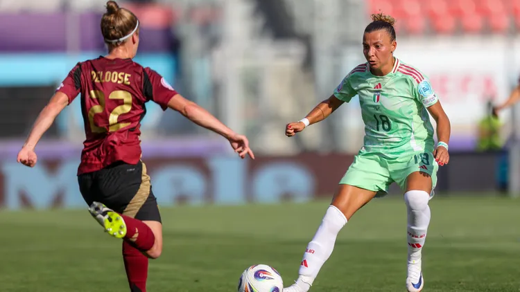 /images/g/e/r/ger-sion-belgium-vs-italy-international-match-lnderspiel-nationalmannschaft-soccer-uefa-stade-de-tourbillon-uefa-european-women-s-championship-2025-group-stage-matchday-1-in-the-picture-from-left-to-right-laura-deloose-belgium-22-arianna-caruso-italy-18-dfb-dfl-regulations-prohibit-any-use-of-photographs-as-image-sequences-and-or-quasi-video-03072025-ger-sion-belgium-vs-italy-international-match-soccer-uefa-stade-de-tourbillon-uefa-european-women-s-championship-2025-group-stage-matchday-1-in-the-picture-from-left-to-right-laura-deloose-belgium-22-arianna-caruso-italy-18-dfb-dfl-regulations-prohibit-any-use-of-photographs-as-image-sequences-and-or-quasi-video-03-07-2025-copyright-hmbxmedia-hendrikxhamelaujpg_1751612175897.jpg