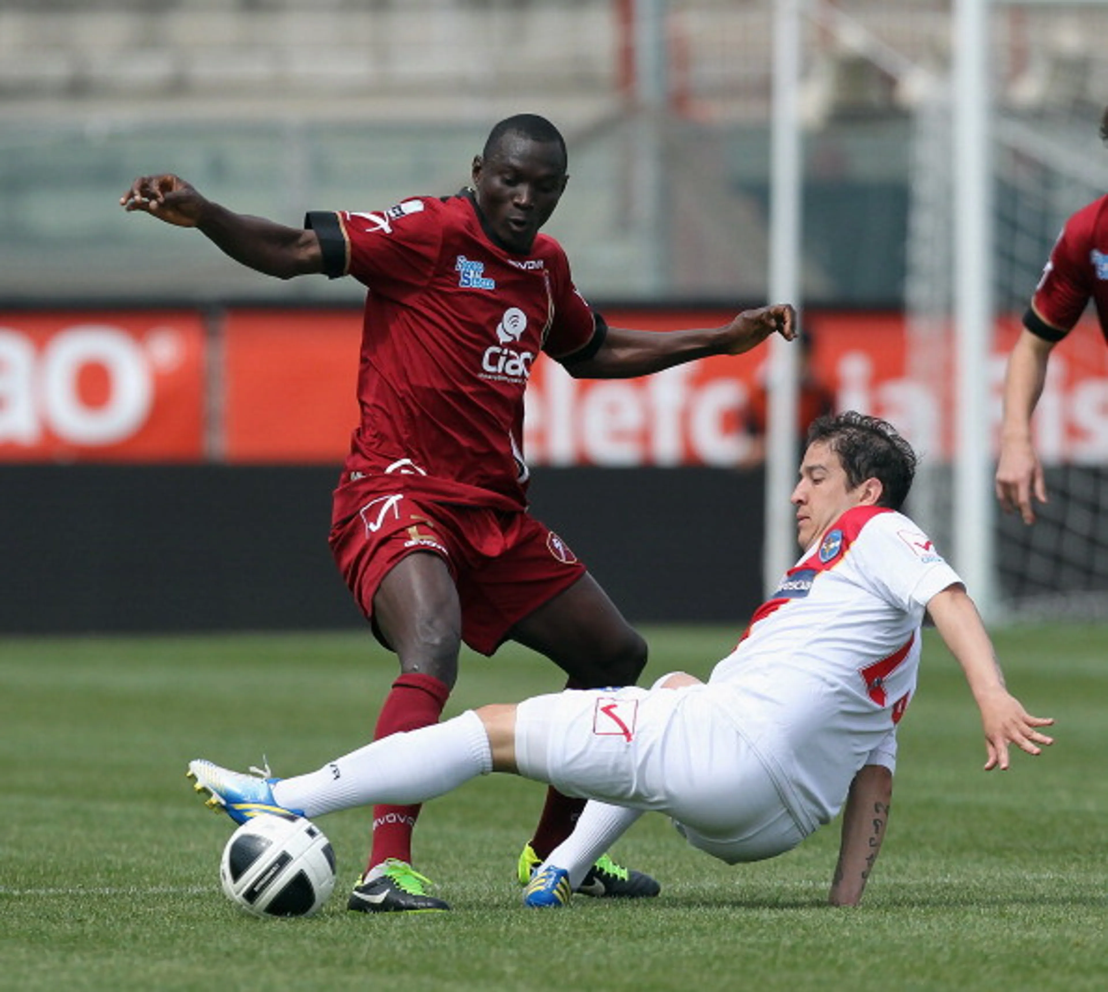 Copertina di Il ritorno di Sodinha: “Fede e famiglia”