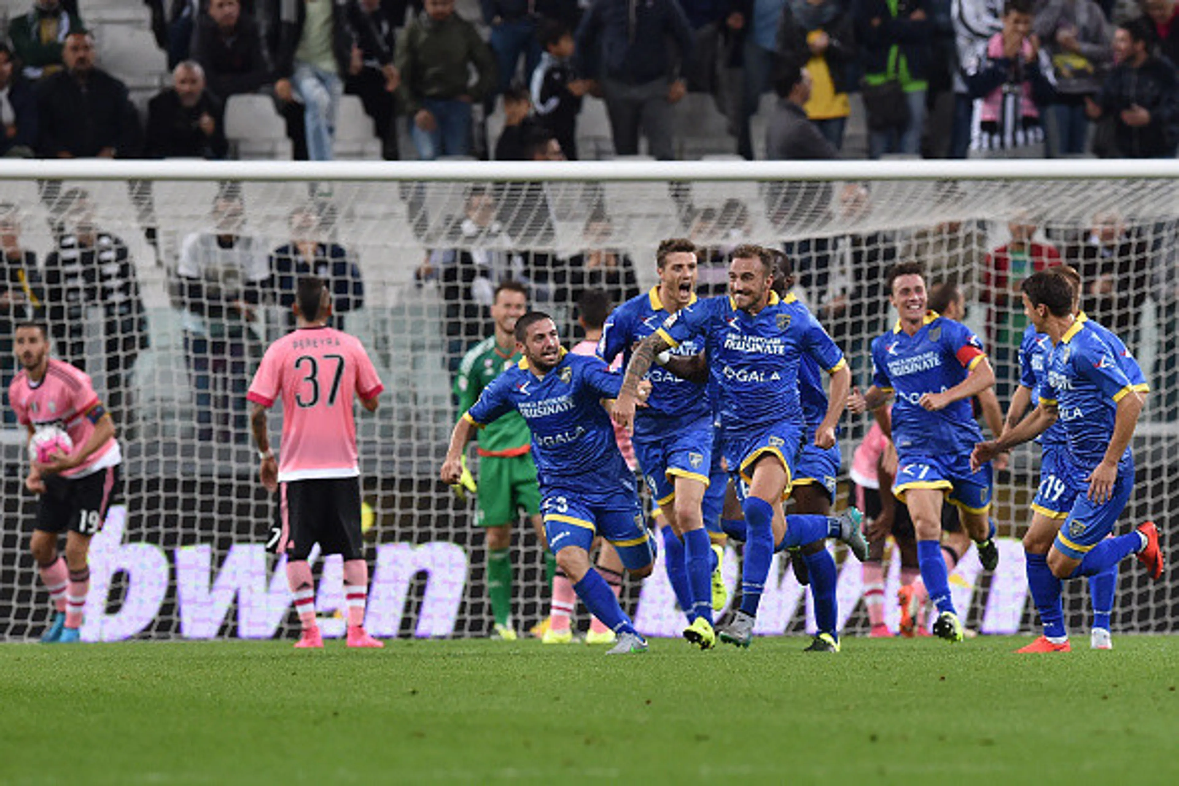 Copertina di Juve-Frosinone: il destino è un intreccio di combinazioni