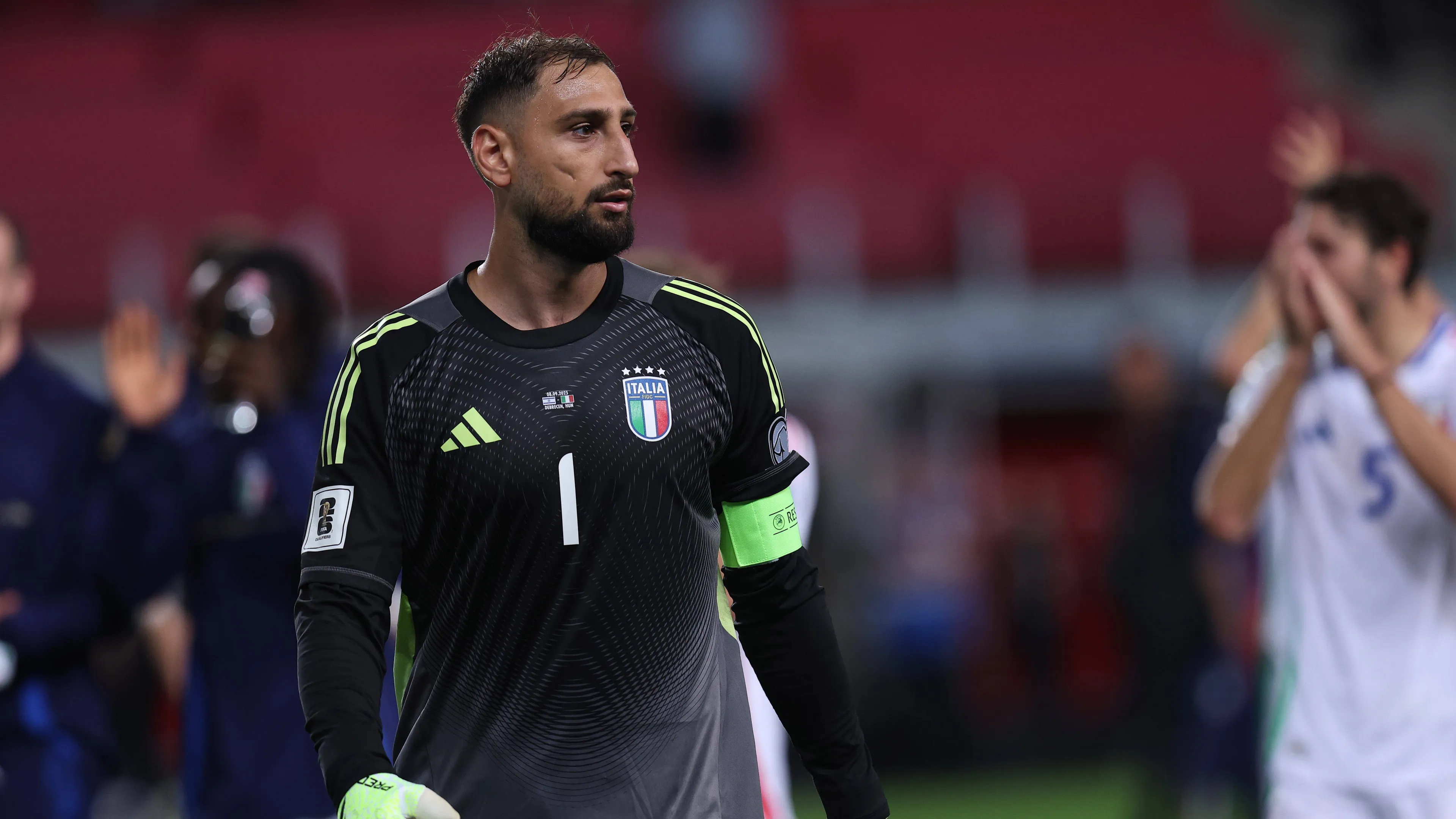 Donnarumma, guanto di sfida al Napoli: "Vogliamo vincere"