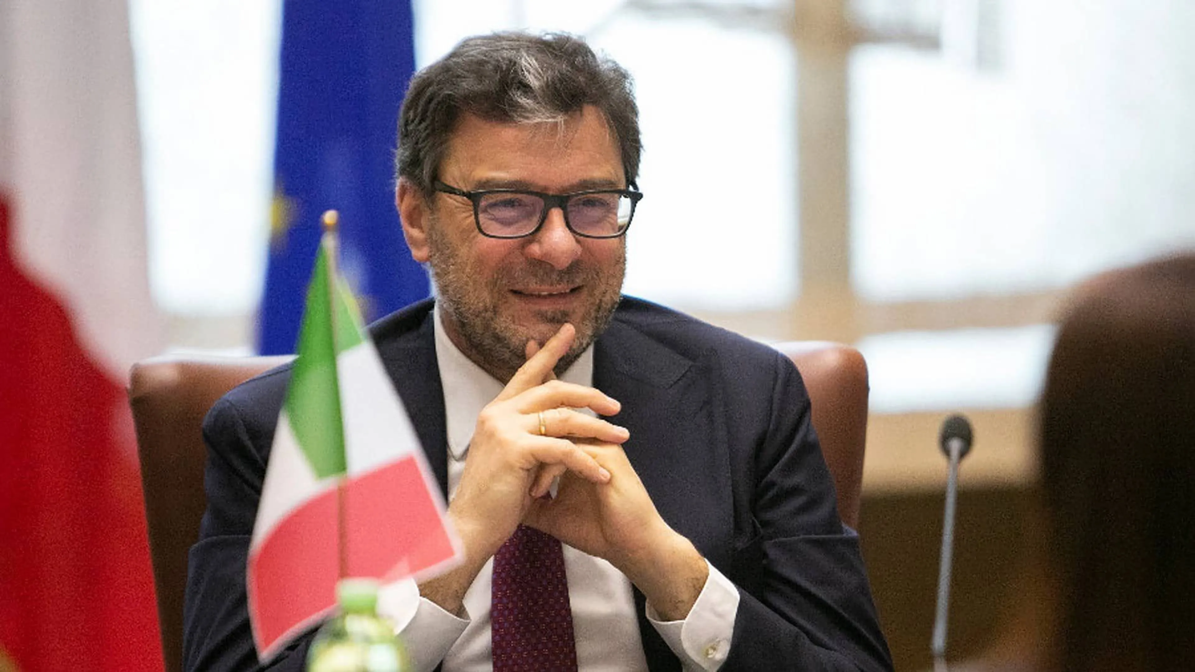 Copertina di Il ministro Giorgetti sulla Juve: "Andrebbe sequestrato lo stadio se fosse colpevole"