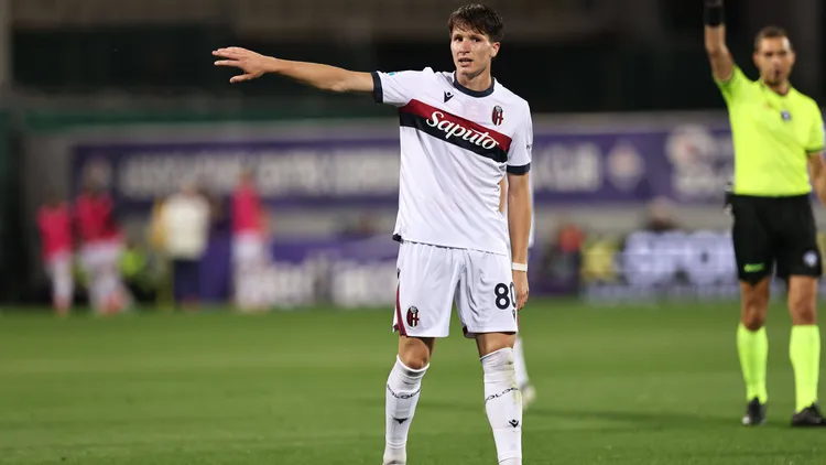 /images/g/i/o/giovanni-fabbian-bolognaduring-the-italian-serie-a-match-between-fiorentina-3-2-bologna-at-artemio-franchi-stadium-on-may-18-2025-in-firenze-italy-noxthirdxpartyxsales-291134300jpg_1754312955474.jpg