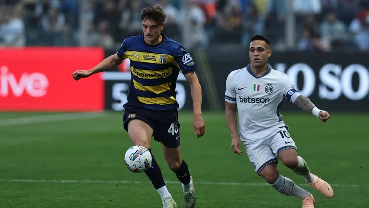 /images/g/i/o/giovanni-leoni-parmalautaro-martinez-inter-during-the-italian-serie-a-match-between-parma-2-2-inter-at-ennio-tardini-stadium-on-april-5-2025-in-parma-italy-noxthirdxpartyxsales-286862992jpg_1750418727144.jpg