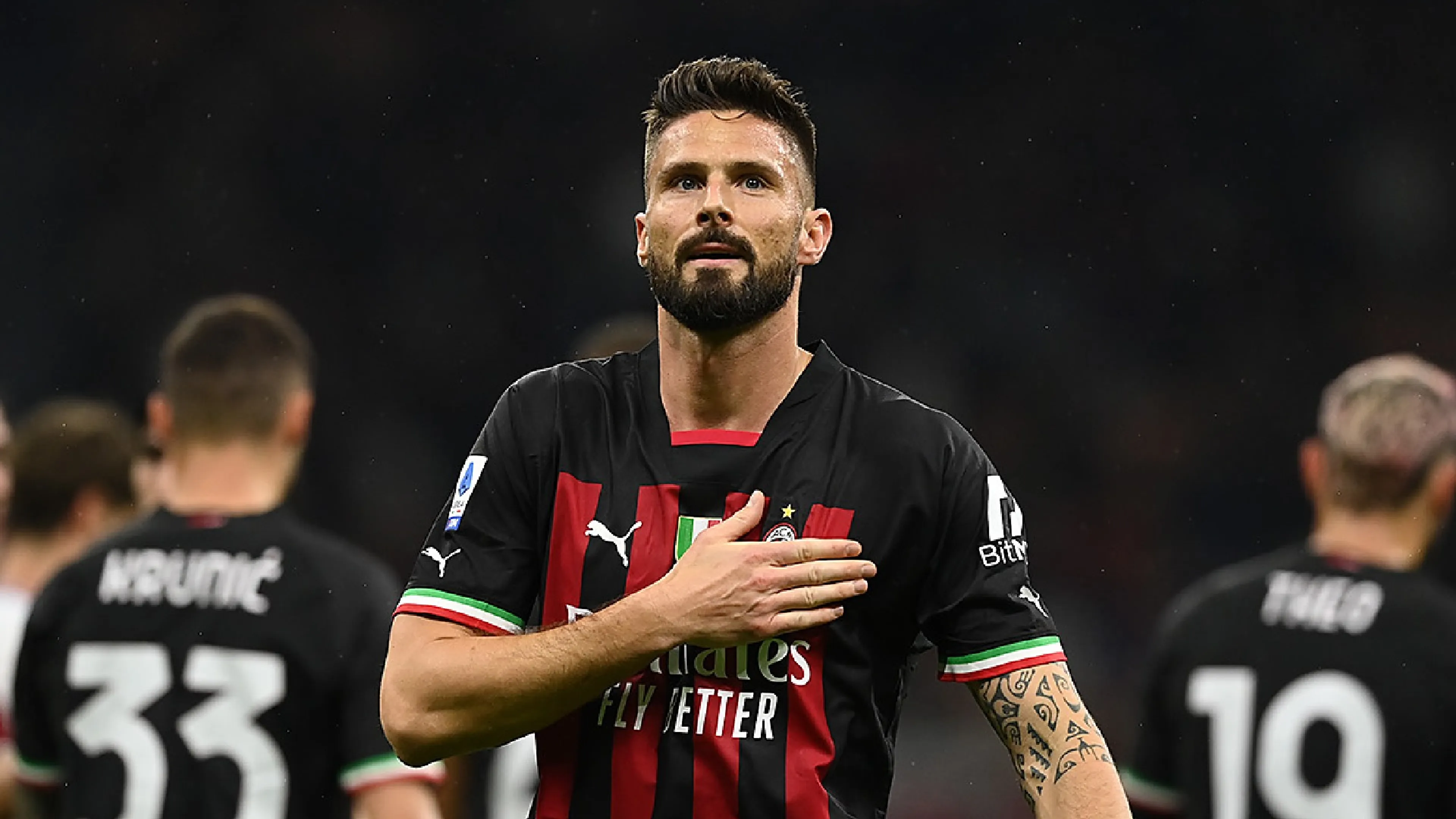 Copertina di "Può diventare come Mbappé". Giroud, che elogio a Leao!