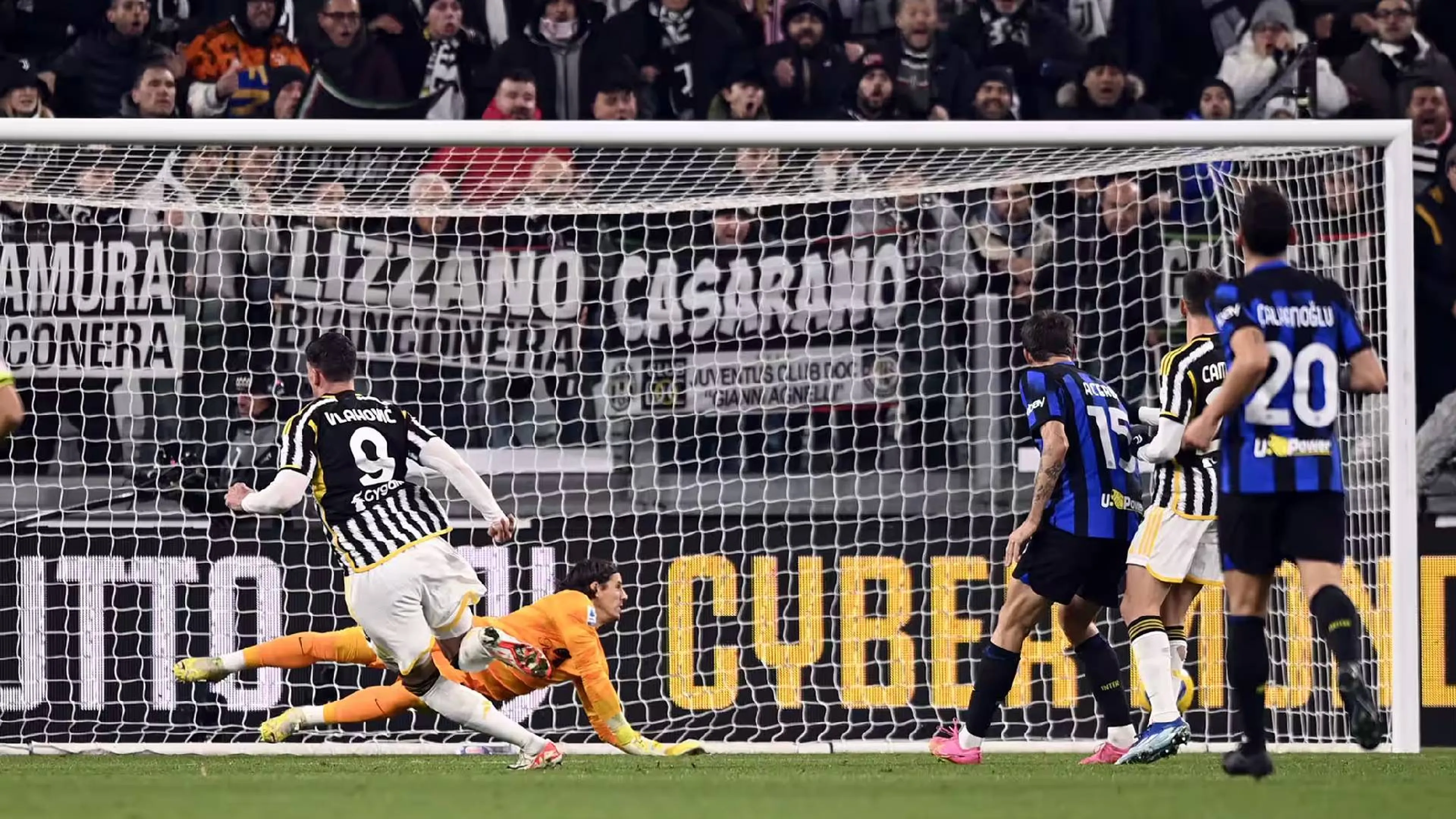 Copertina di Vlahovic, gol e esultanza polemica: con chi ce l'aveva?