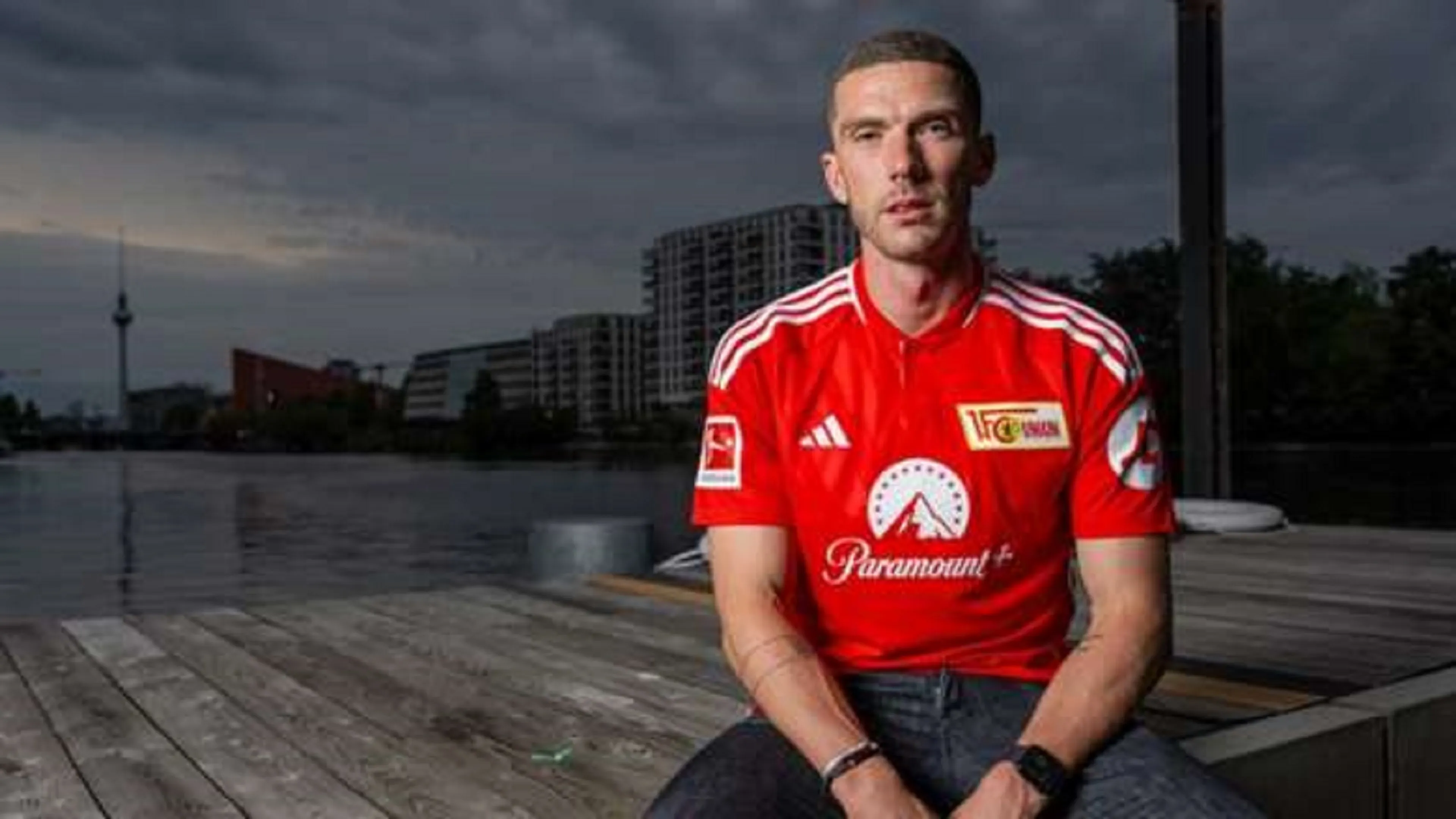 Copertina di Gosens incredulo sui tifosi dell'Union Berlino: "Un'assurdità" (VIDEO)