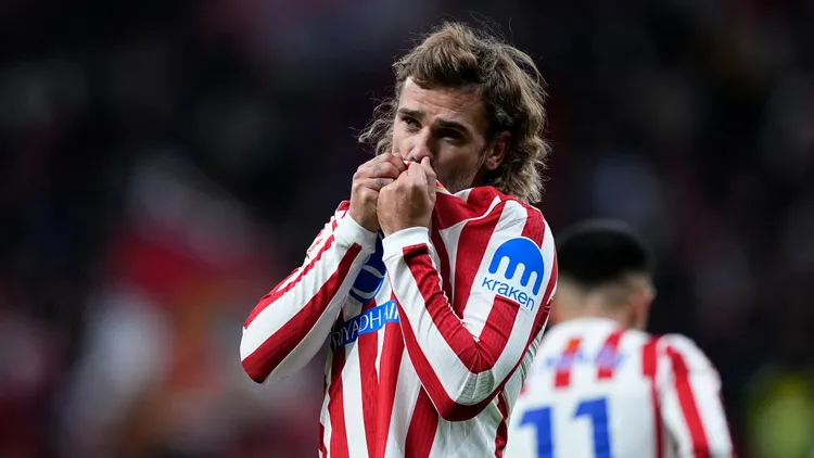 /images/g/r/i/griezmann-e-thuramjpg_1764186288082.jpg