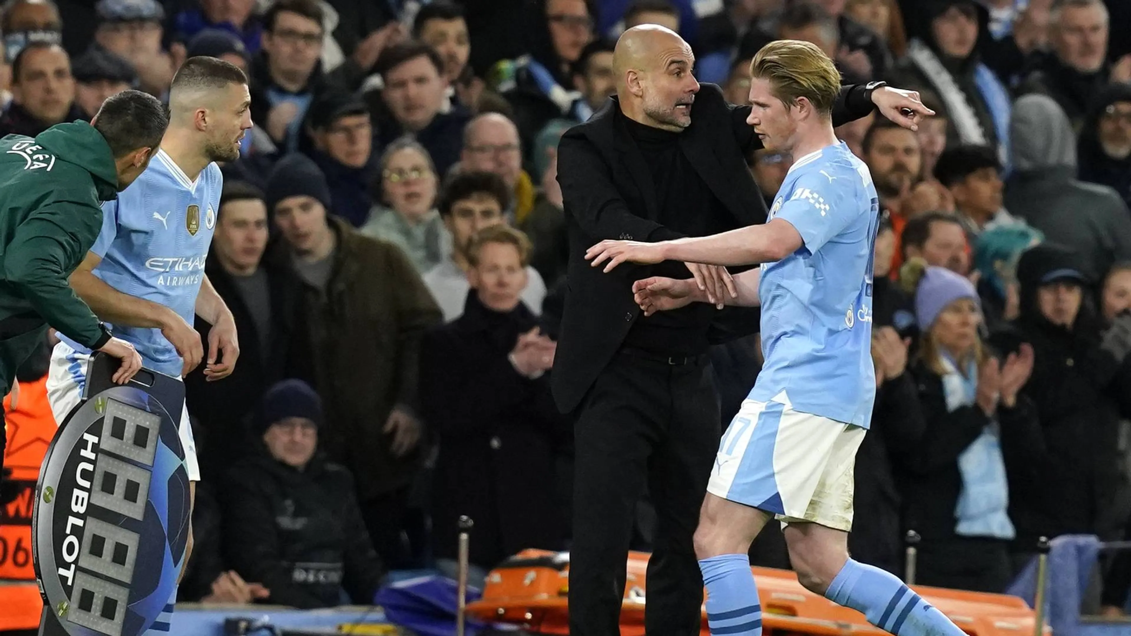 Copertina di City-Real, Guardiola spiega le sostituzioni di Haaland e De Bruyne. Il retroscena