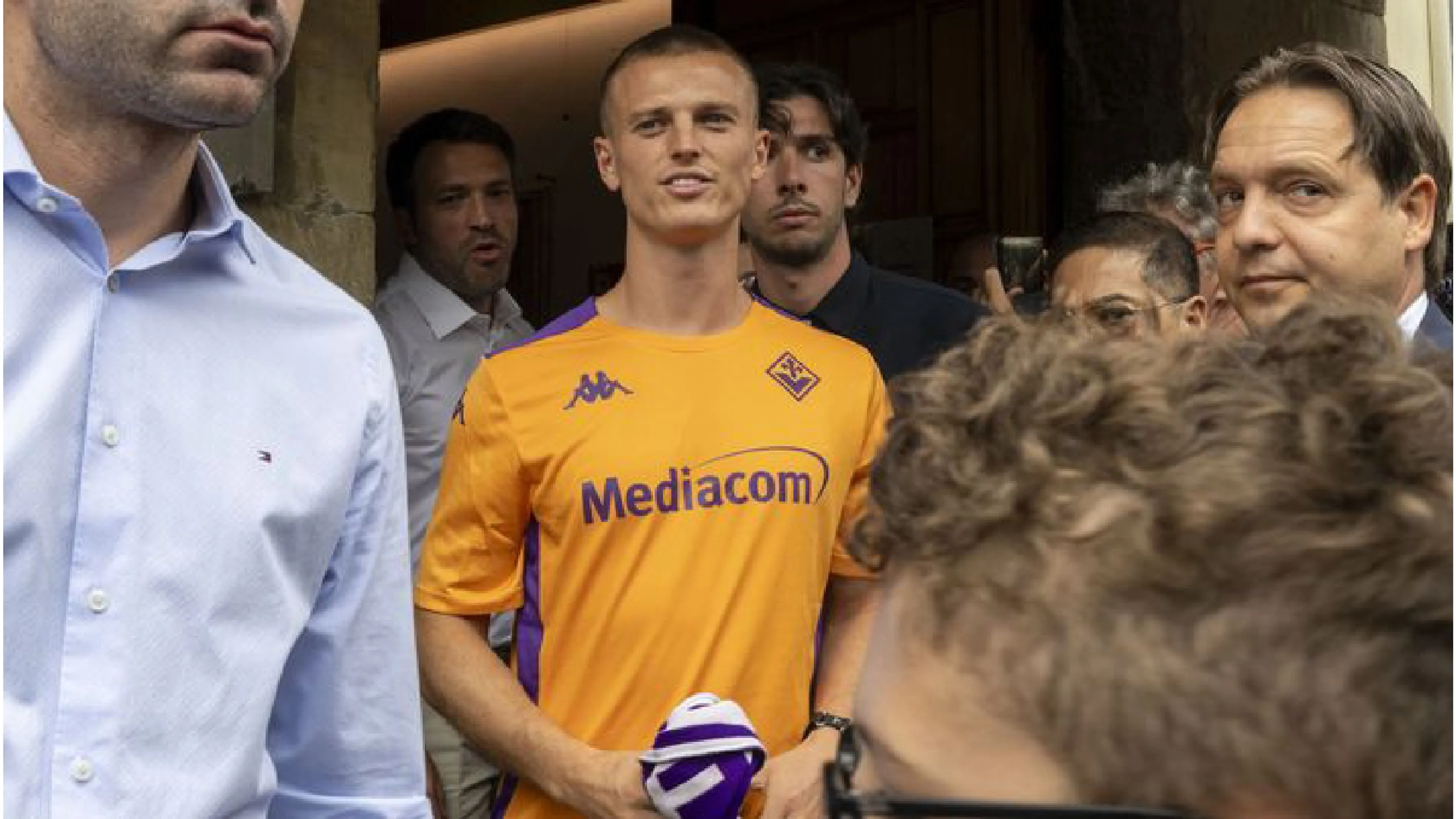 Copertina di "Gudmundsson voleva andar via, ecco cos'è arrivato a fare". Il retroscena svelato dall'ad del Genoa