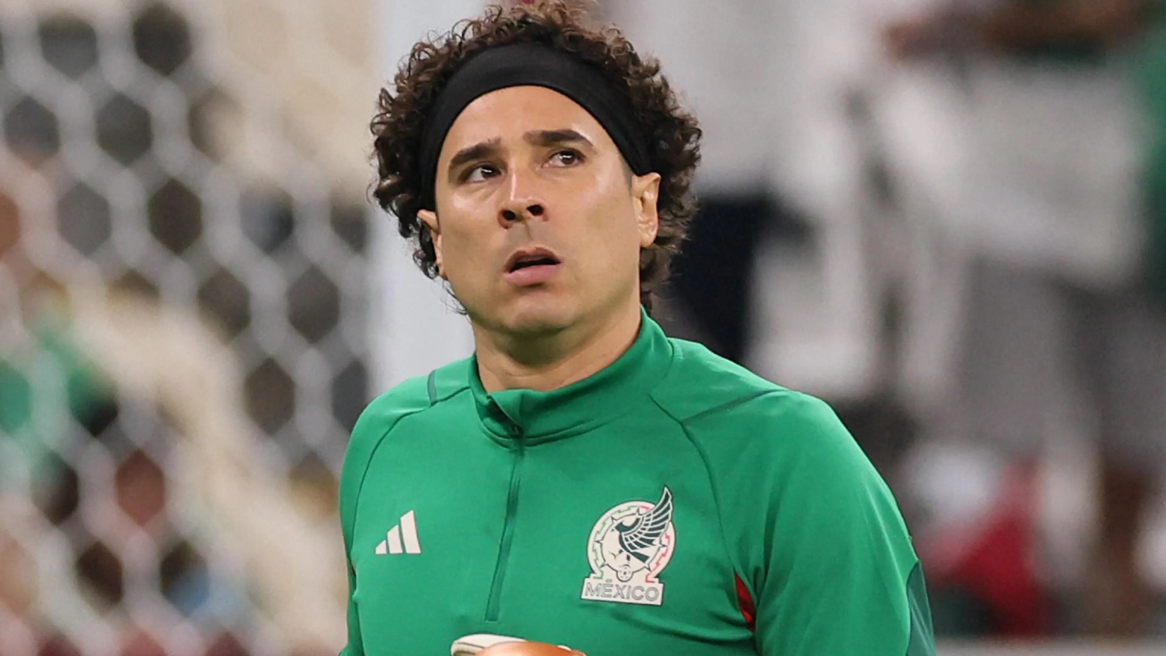 Copertina di Ochoa, attimi di paura nel volo per Madrid. Il retroscena