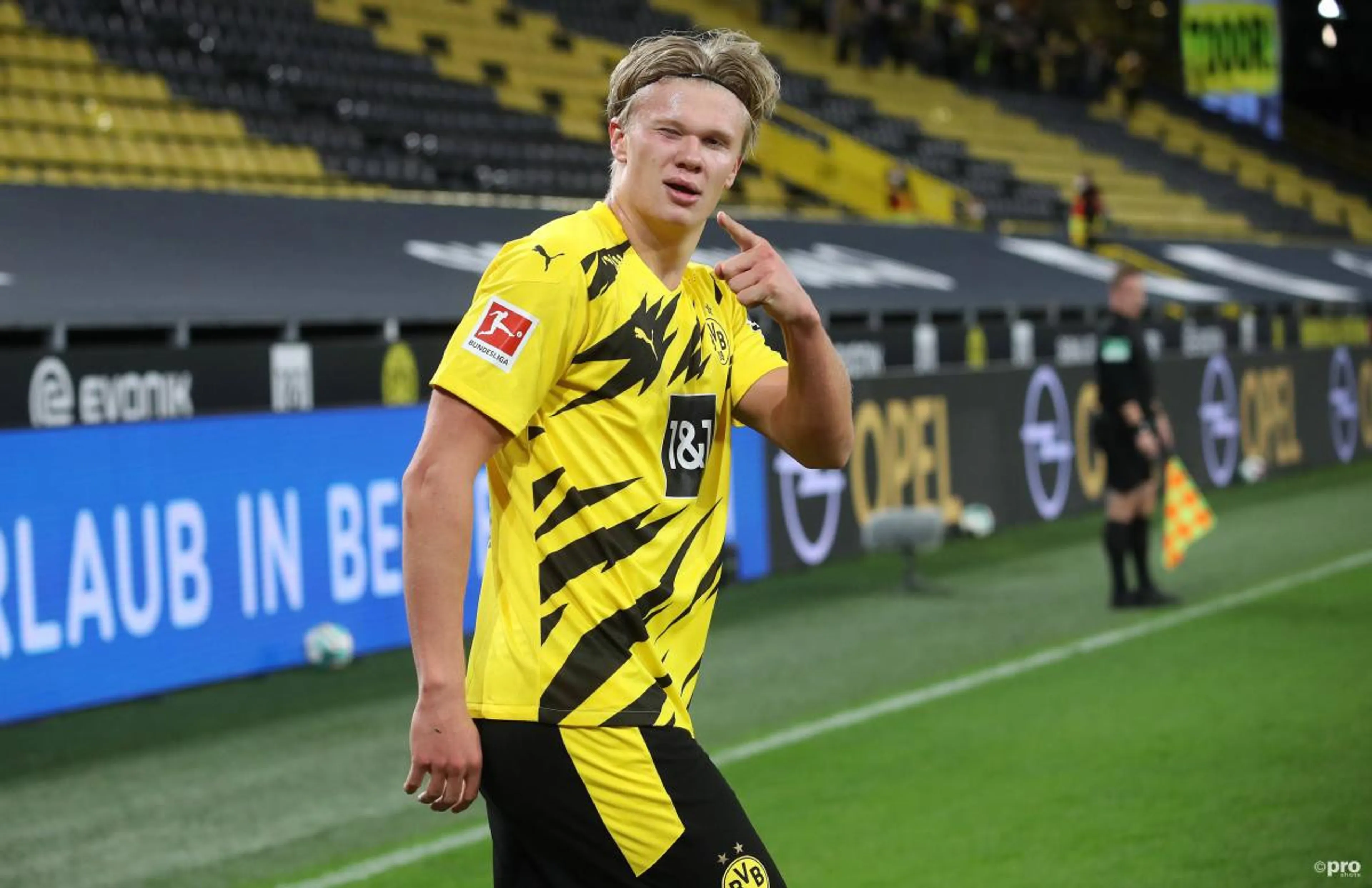 Copertina di Erling Haaland, un club tenta di sedurlo e il Borussia Dortmund svela chi è