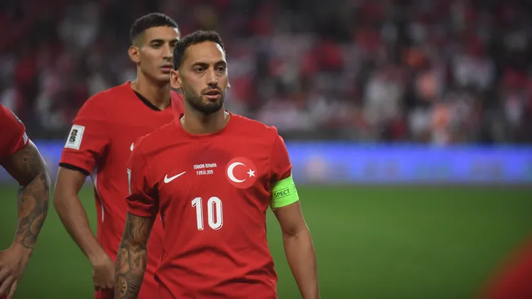 /images/h/a/k/hakan-calhanoglu-of-turkiye-during-turkiye-and-spain-fifa-world-cup-wm-weltmeisterschaft-fussball-2026-qualification-match-in-konya-metropolitan-municipality-stadium-turkiye-on-september-7-2025-abdurrahman-antakyali-depo-photos-copyright-abdurrahmanxantakyalx-xdepopxp-18824913jpg_1757521557533.jpg