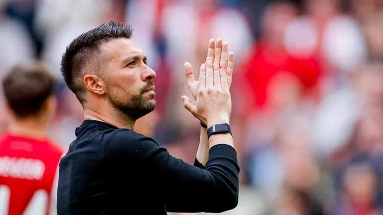 /images/h/e/a/head-coach-francesco-farioli-of-ajax-looks-dejected-eredivisie-afc-ajax-v-fc-twente-65-johan-cruijff-arena-may-18-2025-amsterdam-netherlandsjpg_1751021784895.jpg