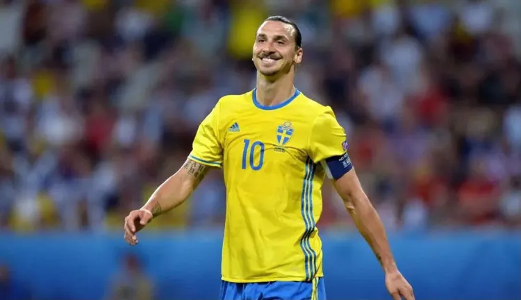 /images/i/b/r/ibra-svezia.jpg