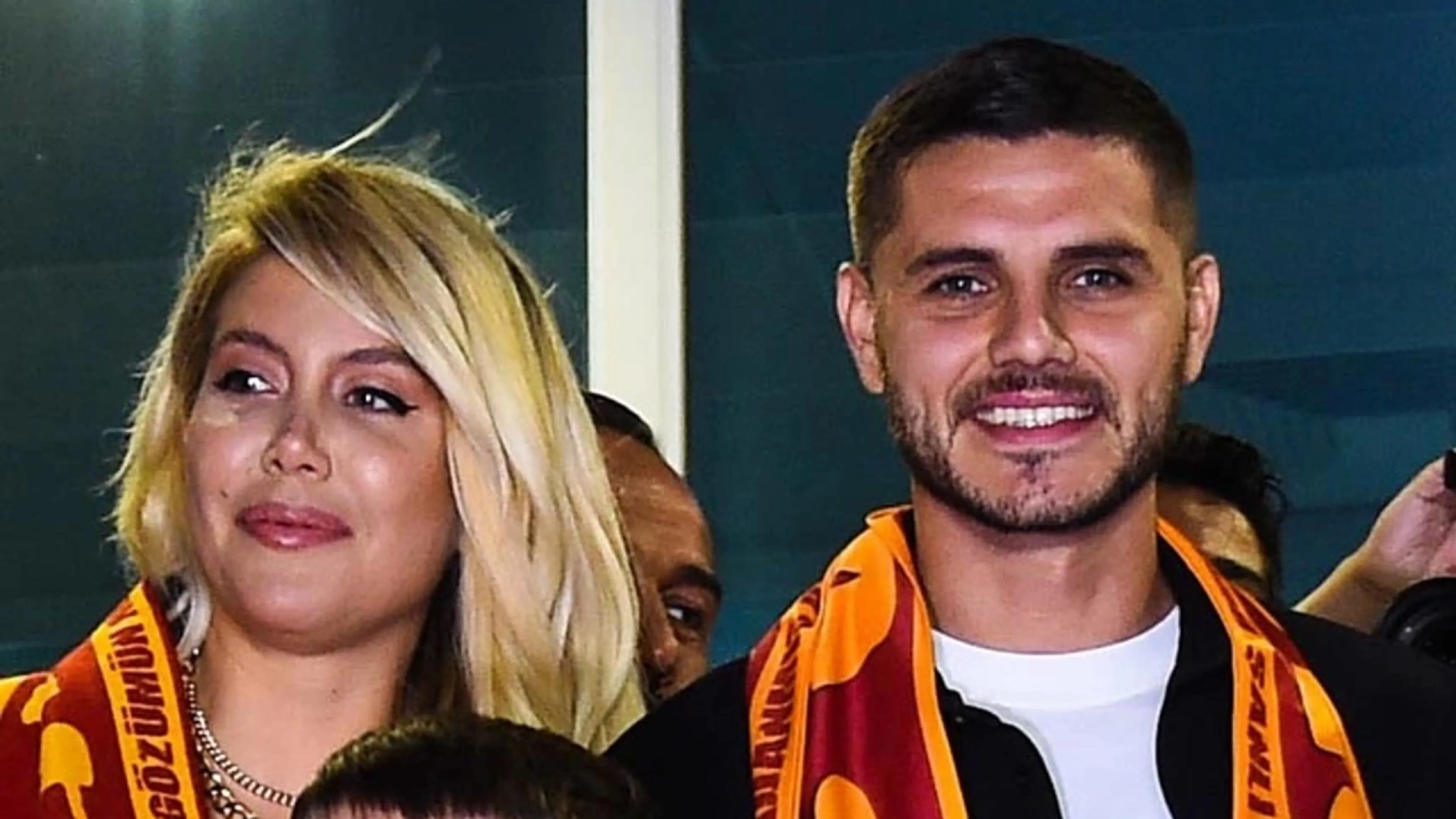 Copertina di "Icardi tossico", il pericoloso complotto dei genitori di Wanda sul bomber. Il retroscena