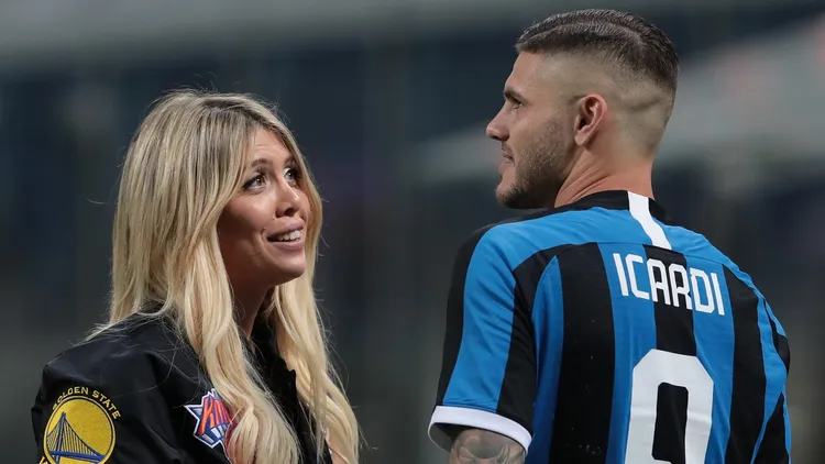 /images/i/c/a/icardi-dispettoso.jpg