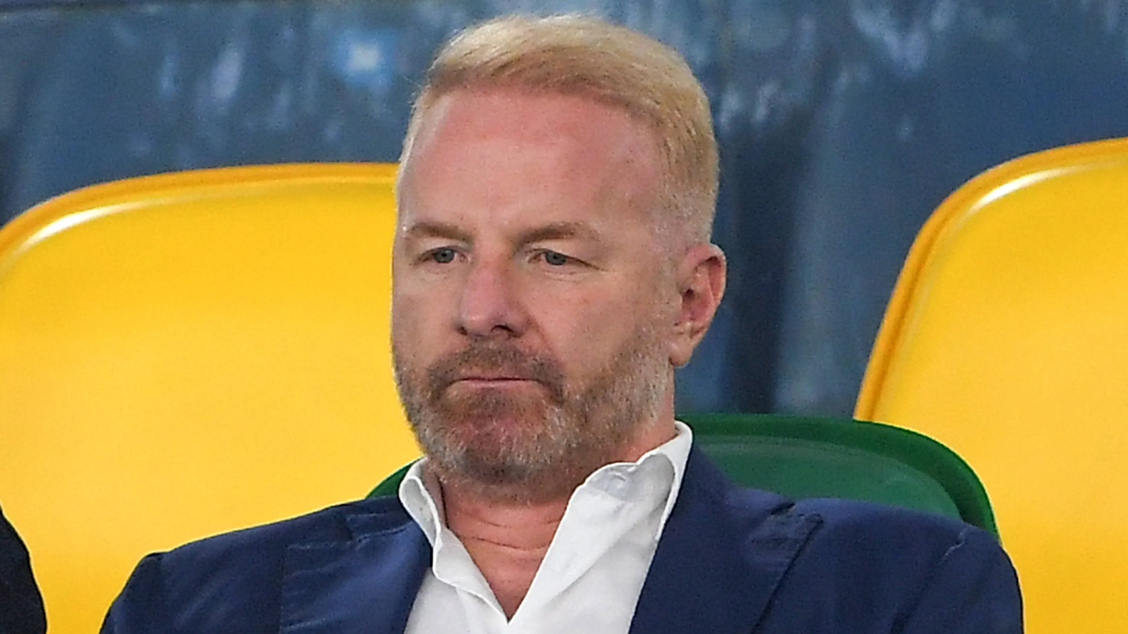 Milan, si valutano le alternative a Vlahovic e Doue: spuntano i nomi di Hojlund e Athekame