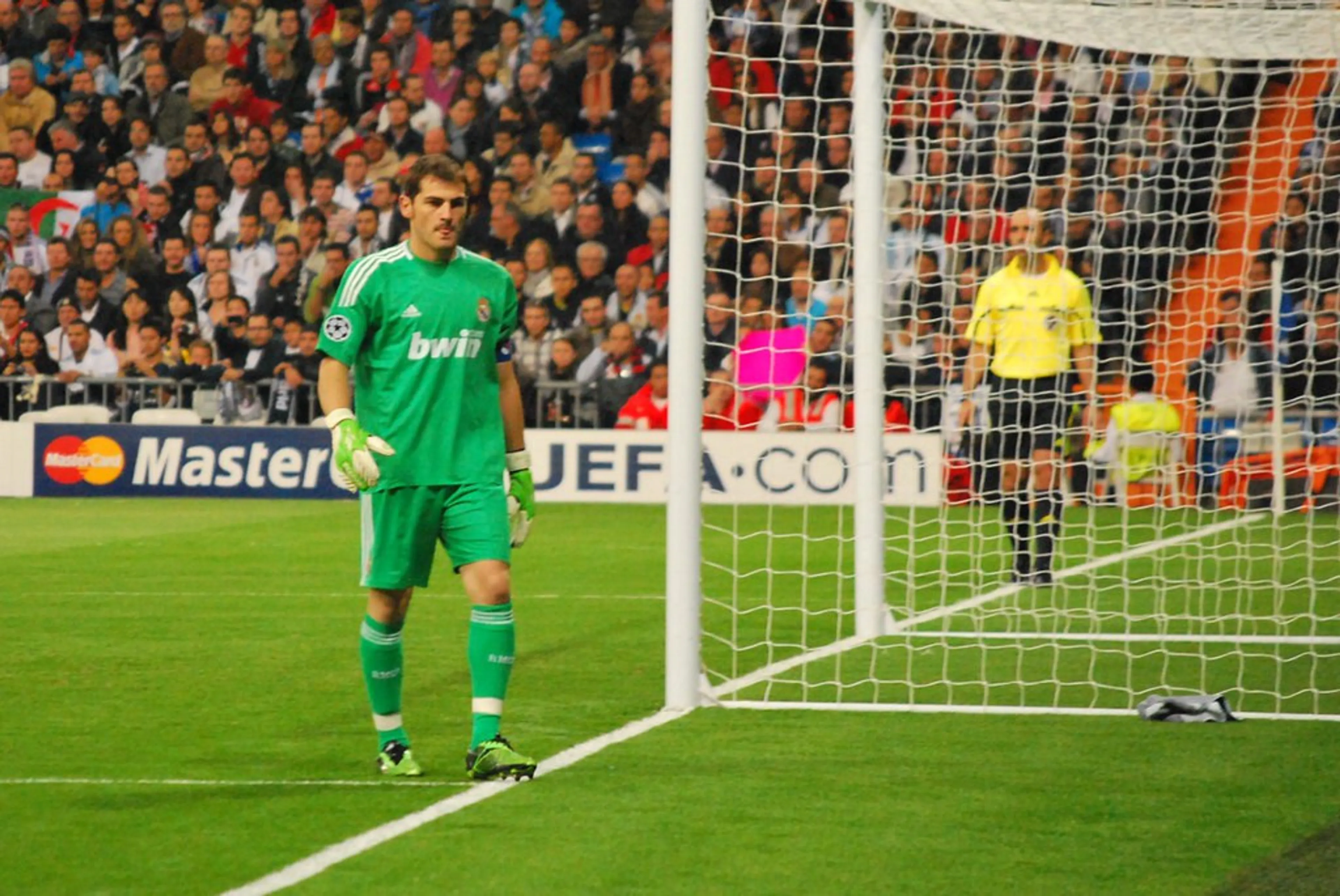 iker-casillas-scatena-i-tifosi-della-juve