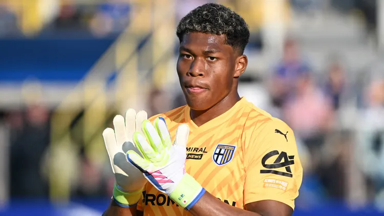 il-manchester-united-vuole-zion-suzuki-dal-parma