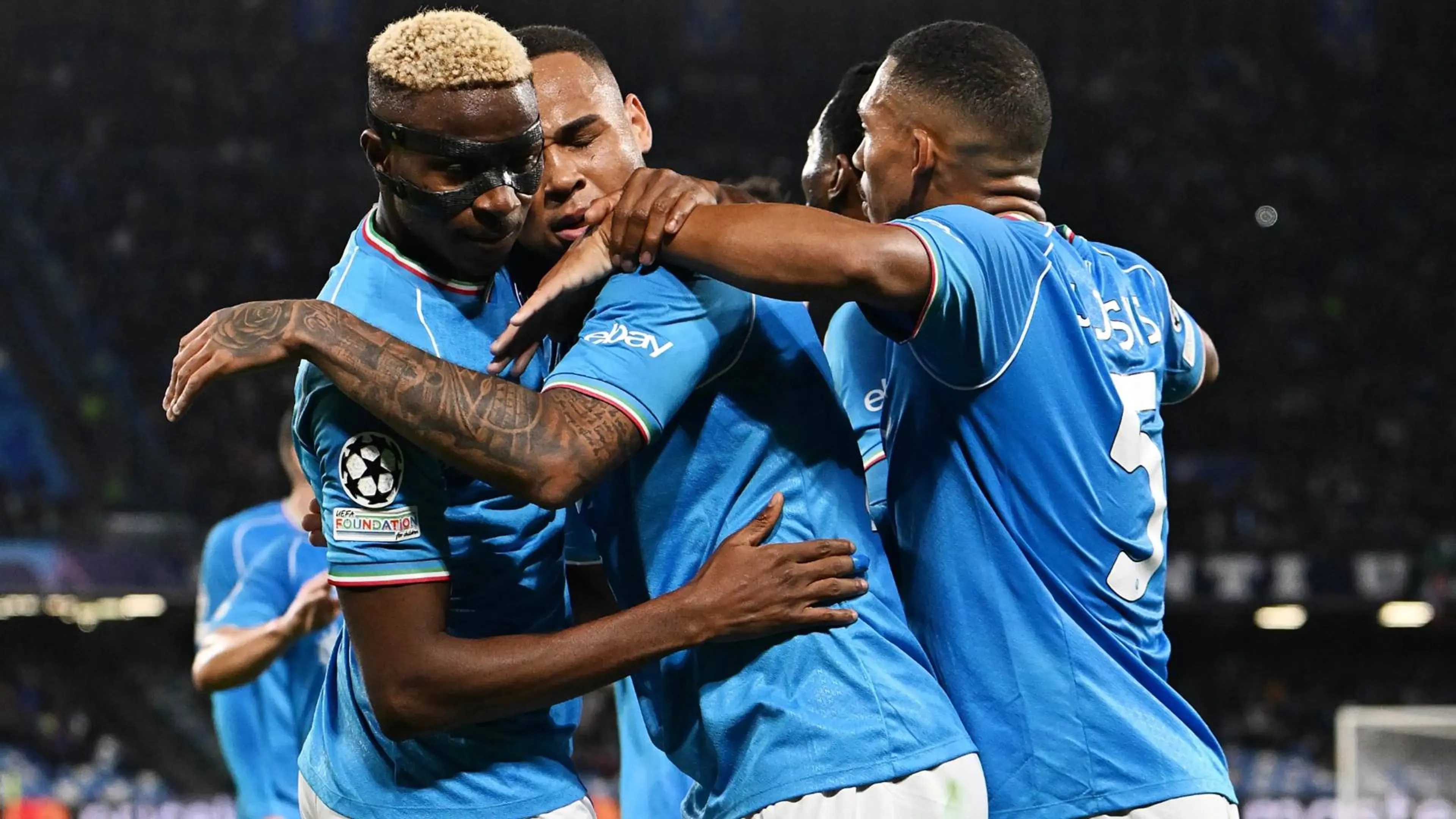 Copertina di Scioccante offerta di acquisto recapitata a De Laurentiis: 900 milioni!