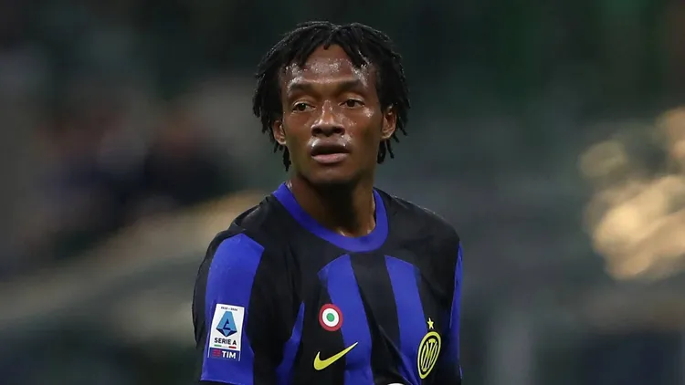 /images/i/l/p/Il-post-di-Cuadrado-fa-infuriare-i-tifosi-della-Juve.jpg