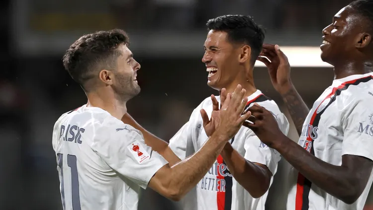 /images/i/l/r/il-real-madrid-sul-craque-del-milan.jpg