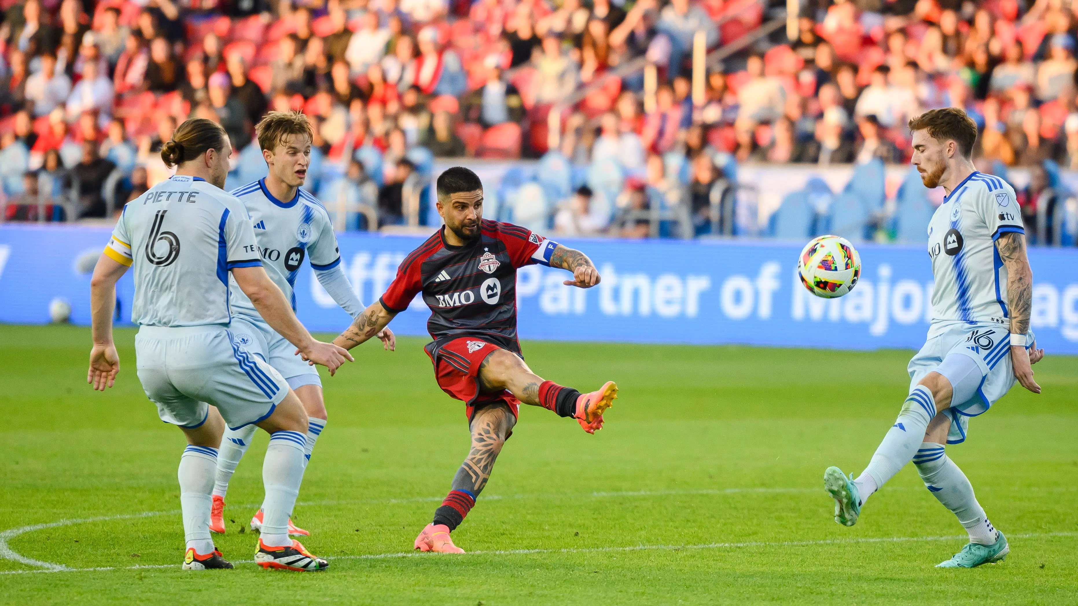 Lazio, Insigne in cima alla lista dei desideri di Sarri