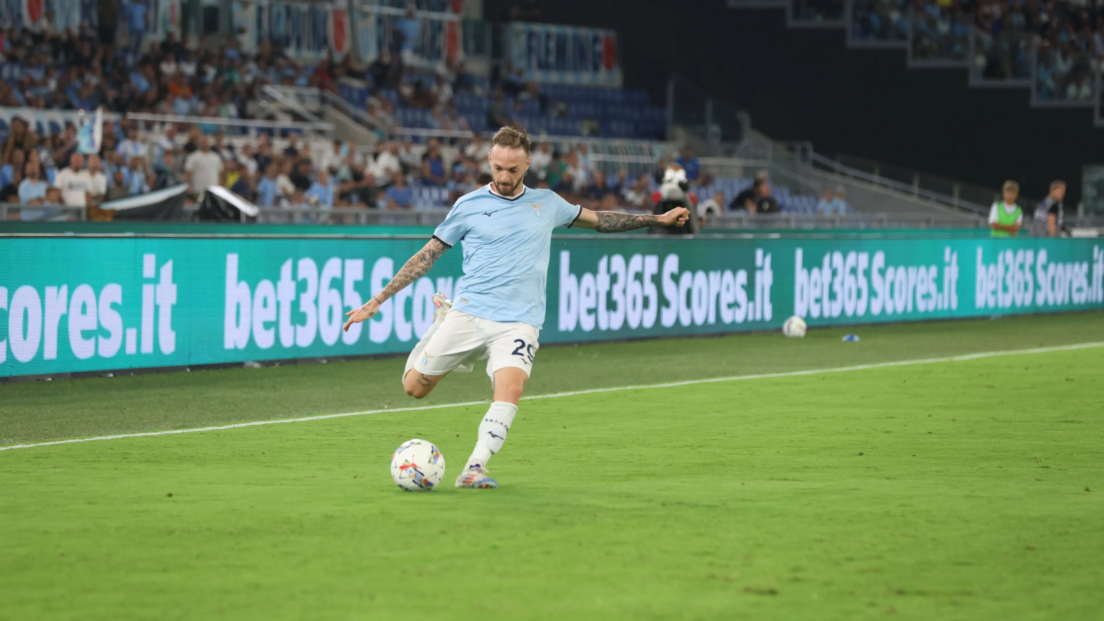 Fantacalcio, infortunio per Lazzari: quando torna? I tempi di recupero