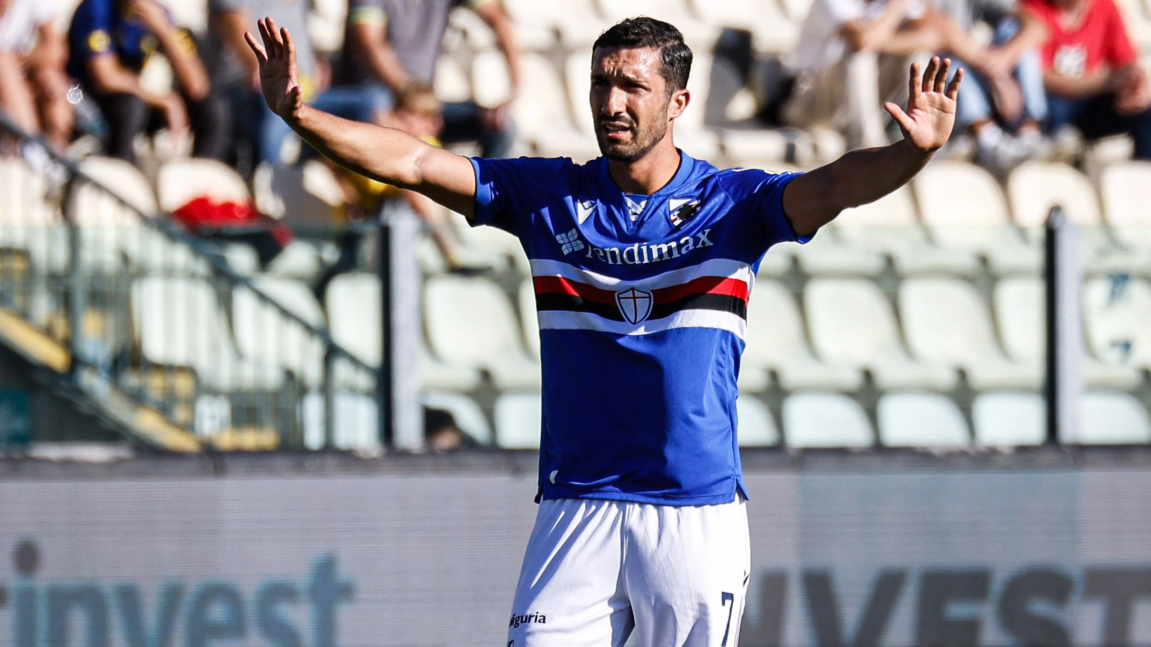 Serie B, Alessandro Bellemo soccorre e salva una turista dopo che era stata aggredita