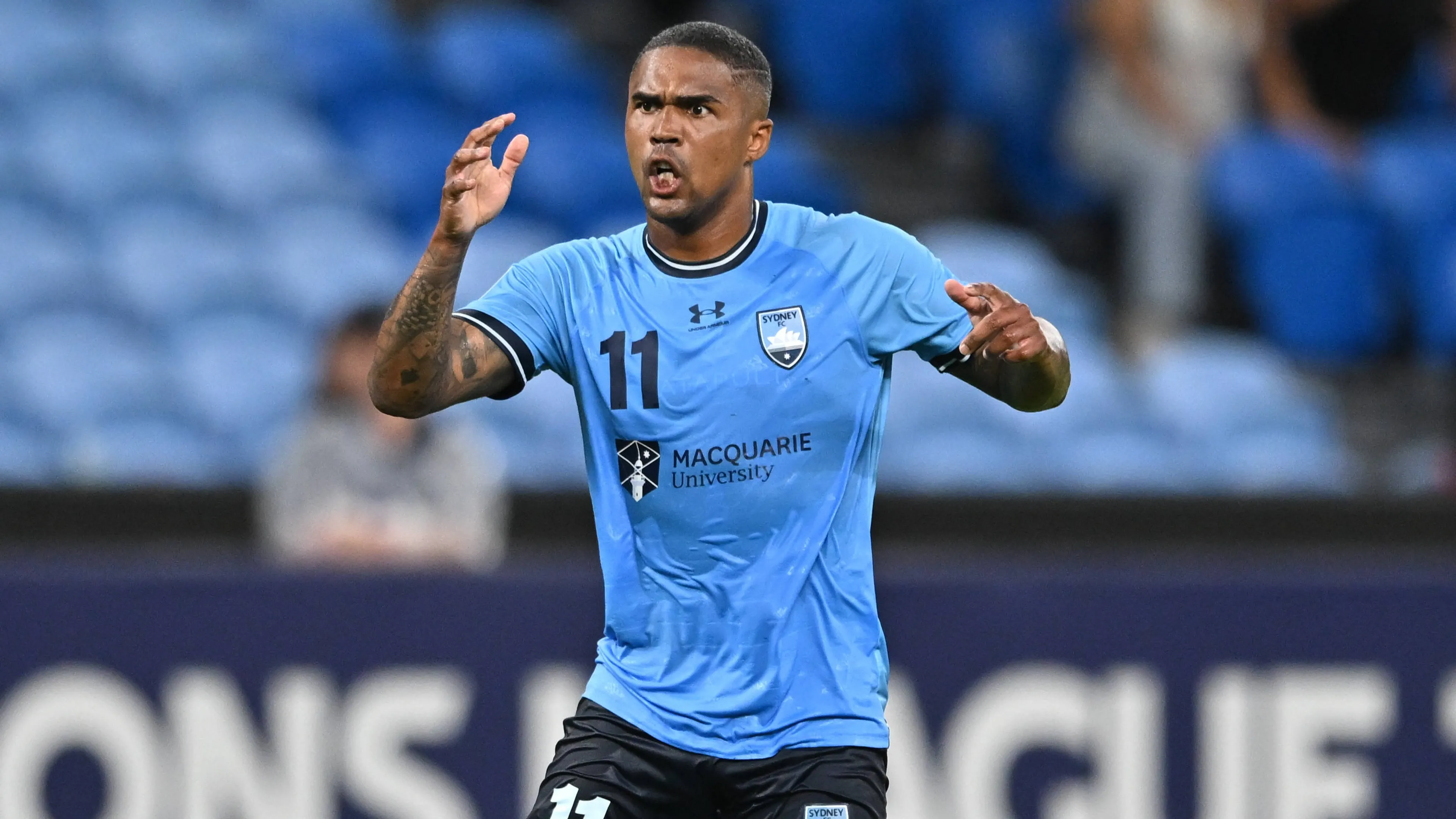 Ex Juve, Douglas Costa nei guai: arrestato in Brasile e licenziato dal Sydney FC