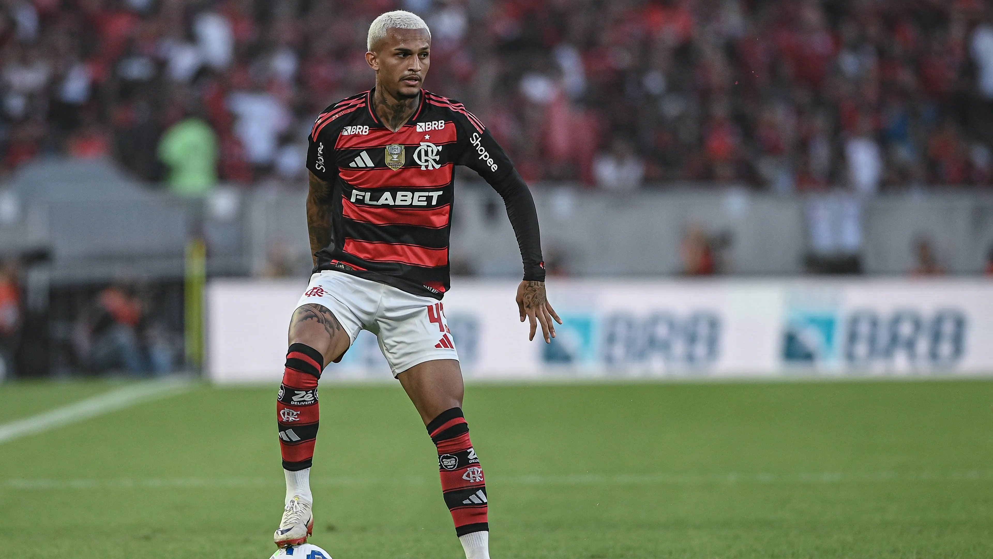 Roma-Wesley, doccia gelata del Flamengo con un comunicato: "Non abbiamo bisogno di vendere"
