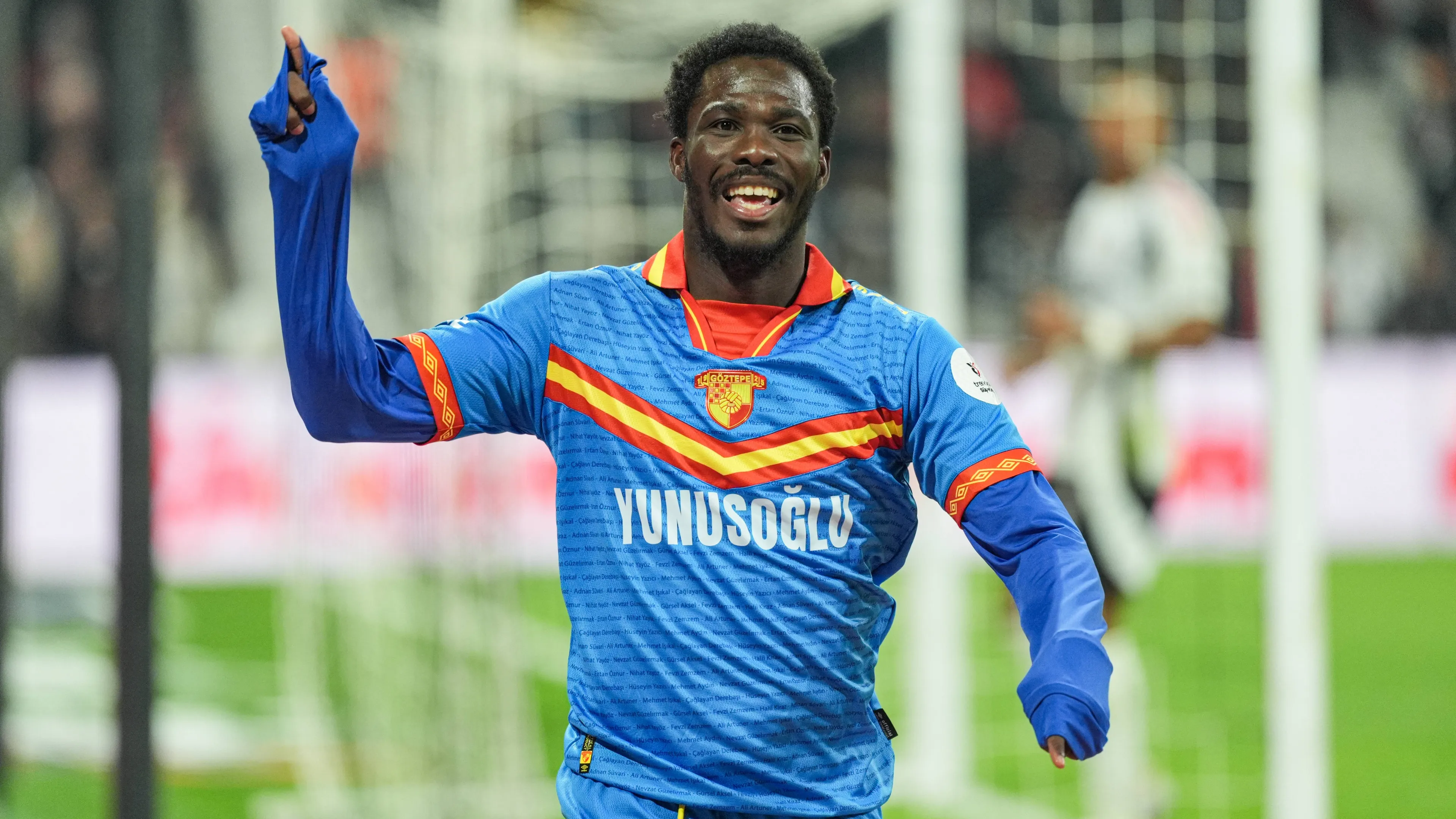 Fofana salva Yuksek: il bel gesto dell'attaccante nel campionato turco (VIDEO)