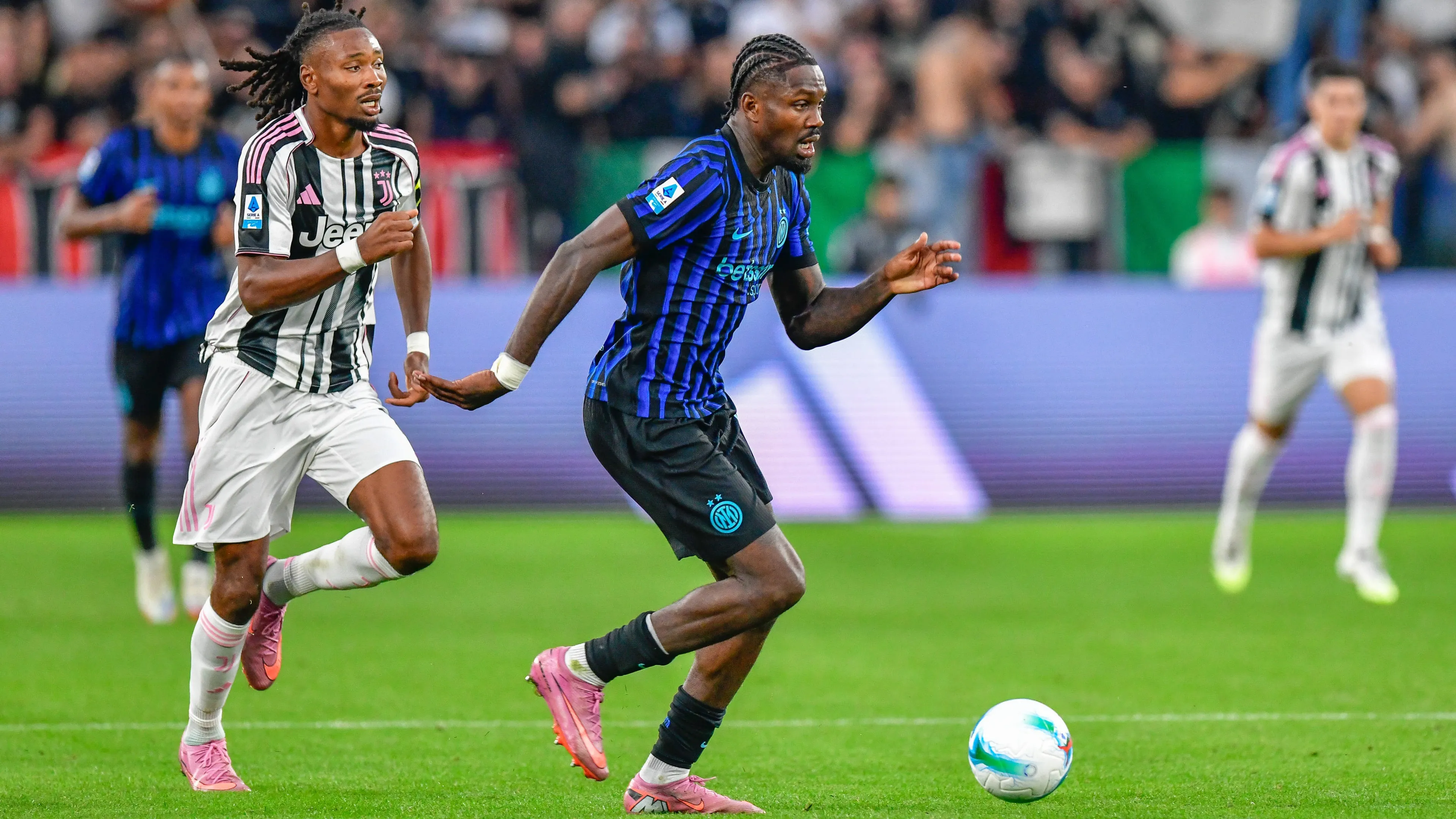 Ziliani alimenta le polemiche dopo Juventus-Inter: "Il messaggio dell'AIA è chiaro"