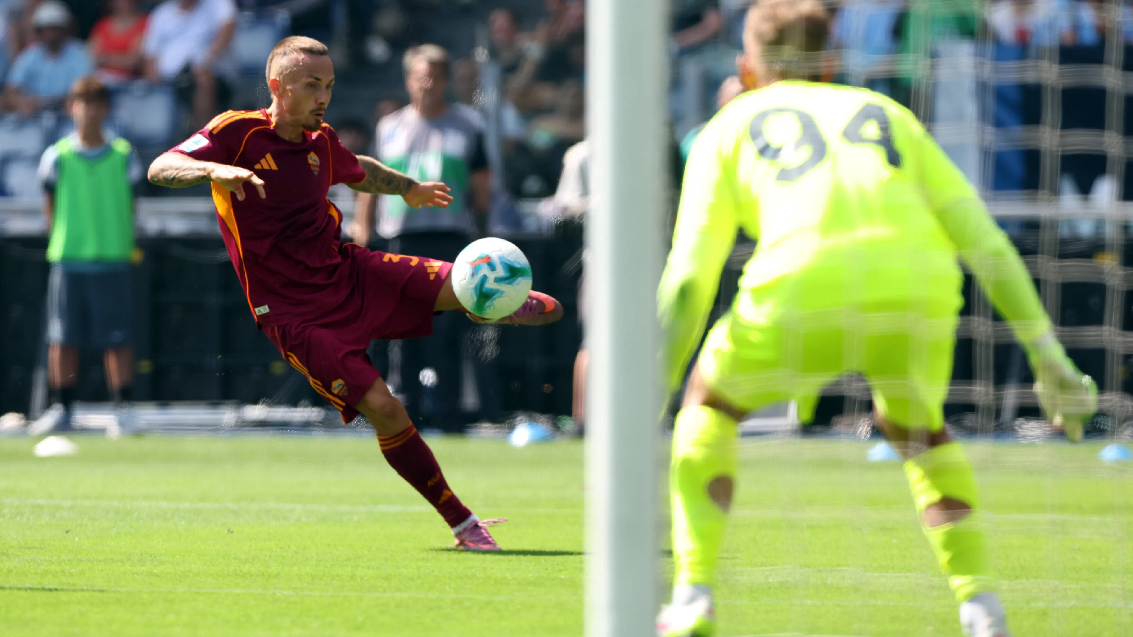 Clamoroso Roma, un big via a gennaio? Angelino apre alla cessione