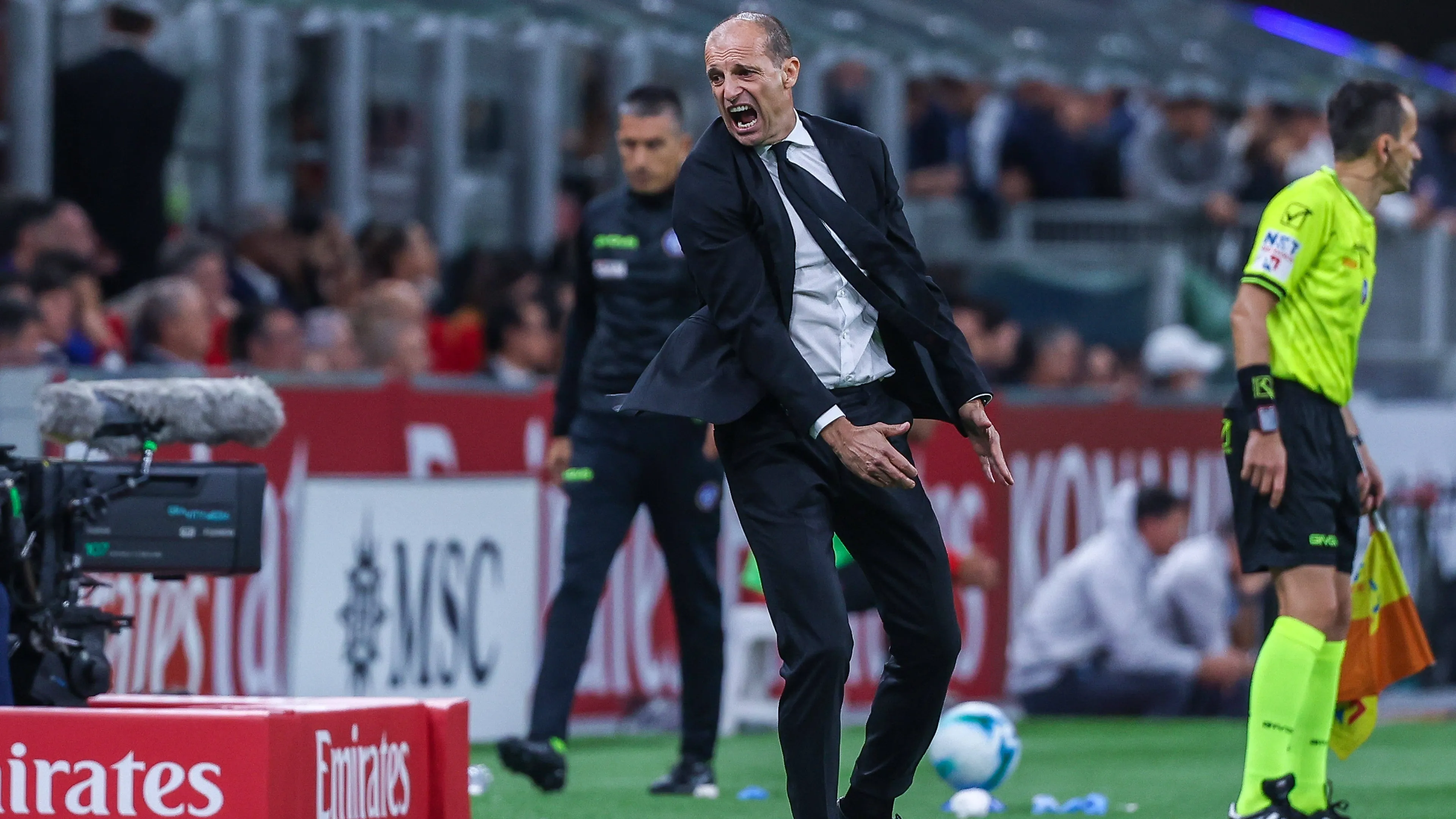 Tutti elogiano Allegri e il suo Milan, tranne uno: "Nessuna evoluzione, sarà fuori dalle prime 4"