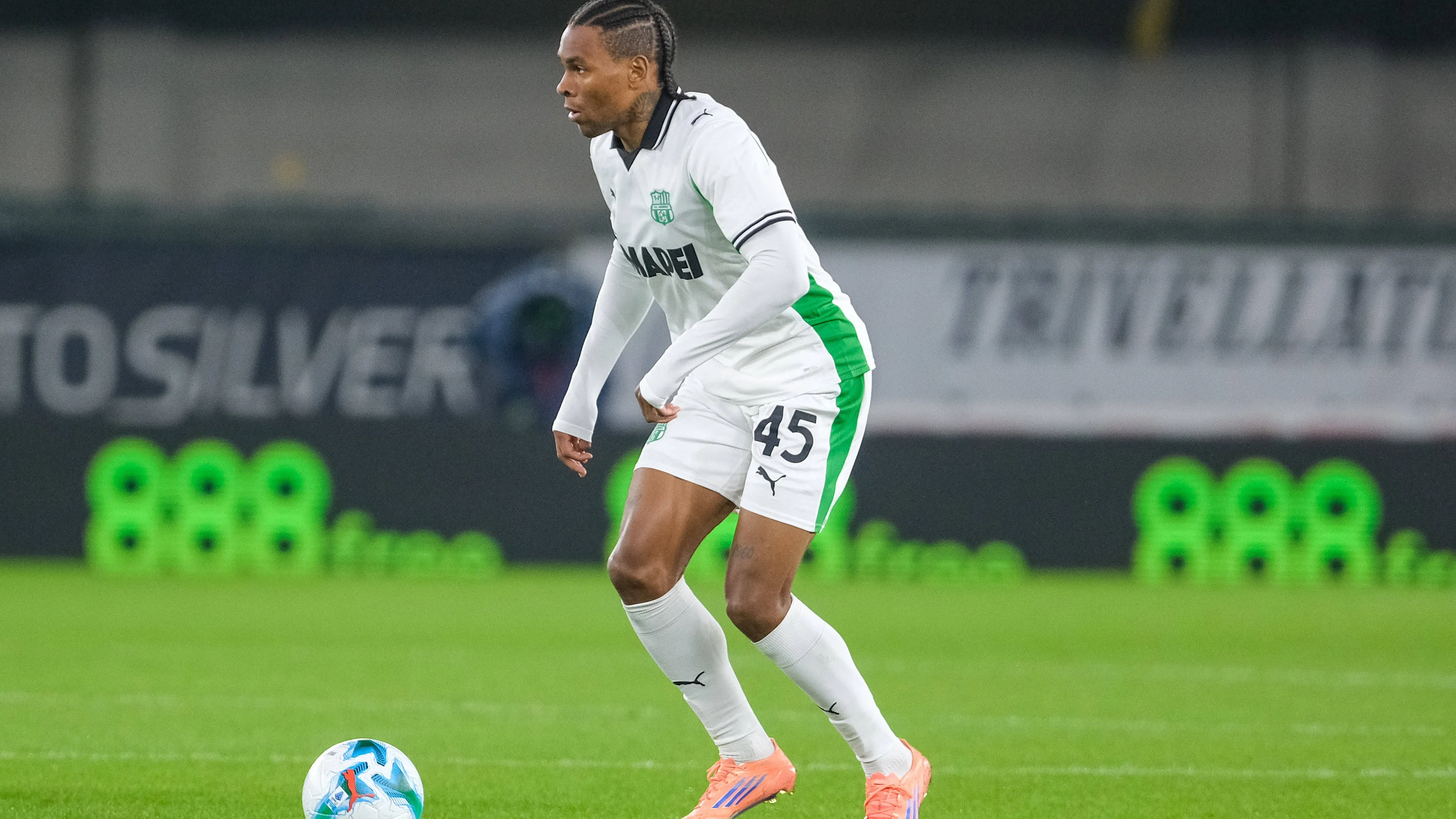 Laurienté, addio al Sassuolo? Il Besiktas pronto all'assalto in vista del mercato di gennaio