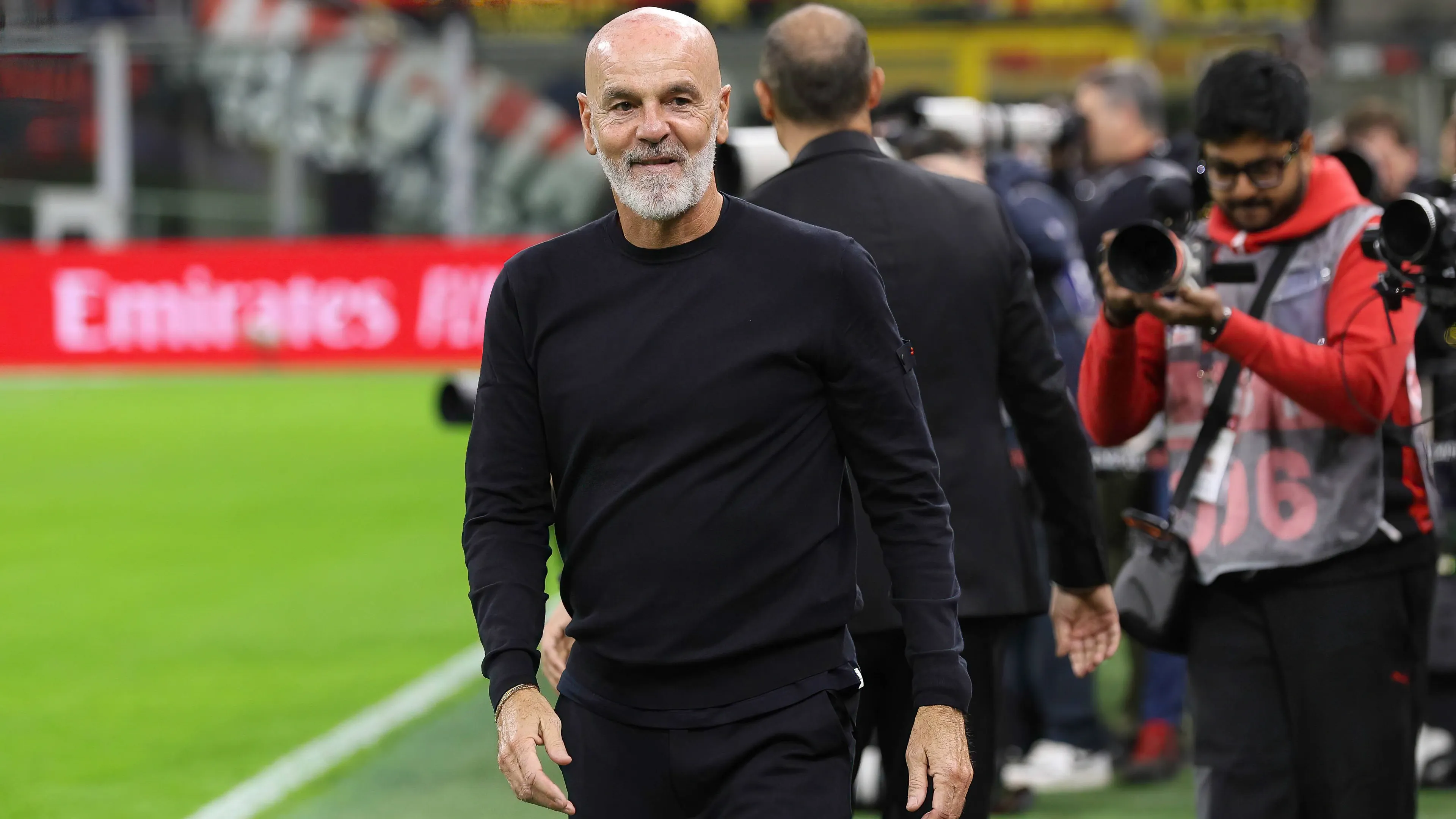 Milan-Fiorentina, rabbia Pioli: "Rigore Gimenez? Così si invitano i giocatori a simulare"