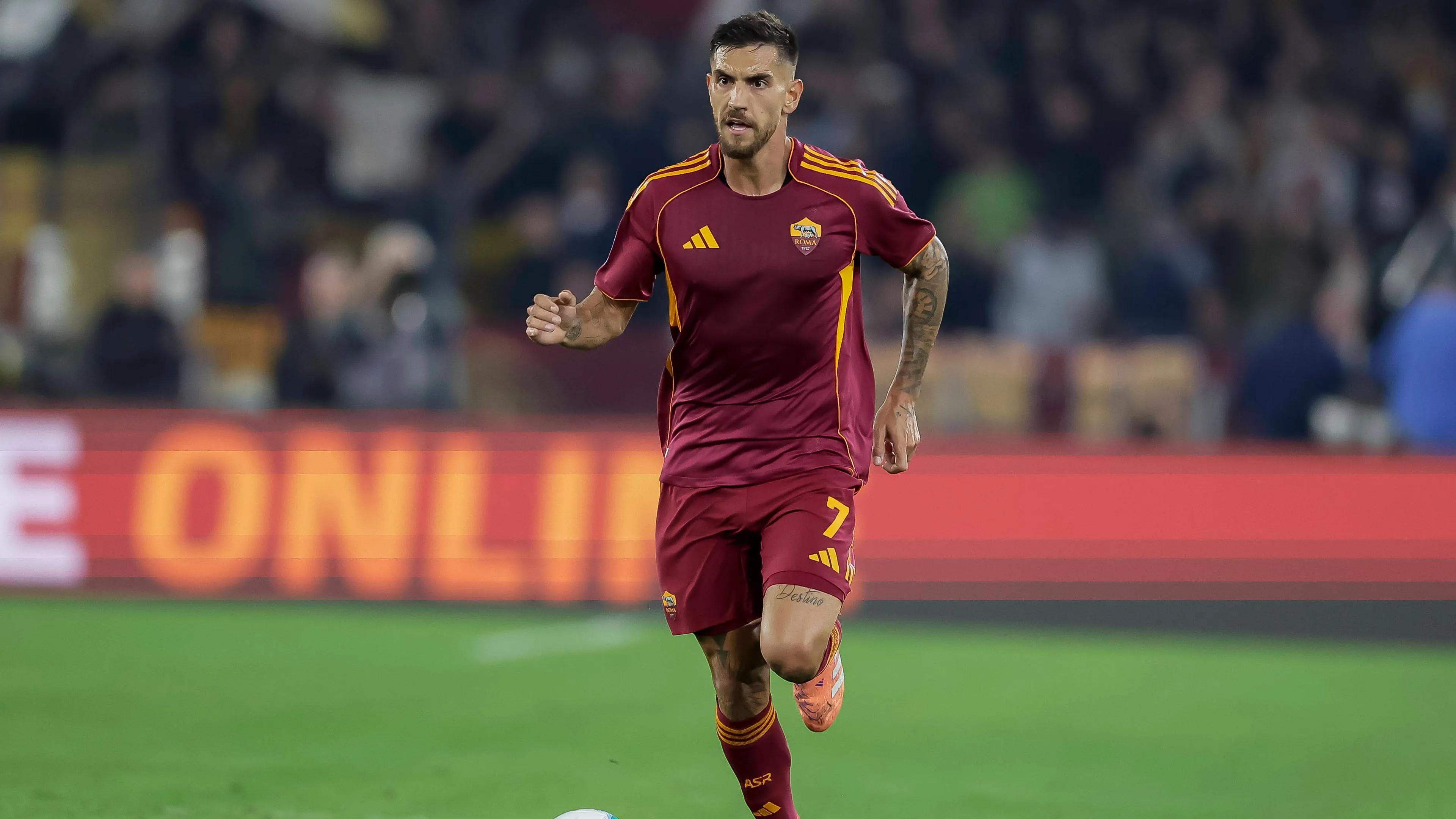 Roma, Pellegrini si lascia andare: "Ci sarò sempre per questa maglia. Sono state dette tante c.....e"