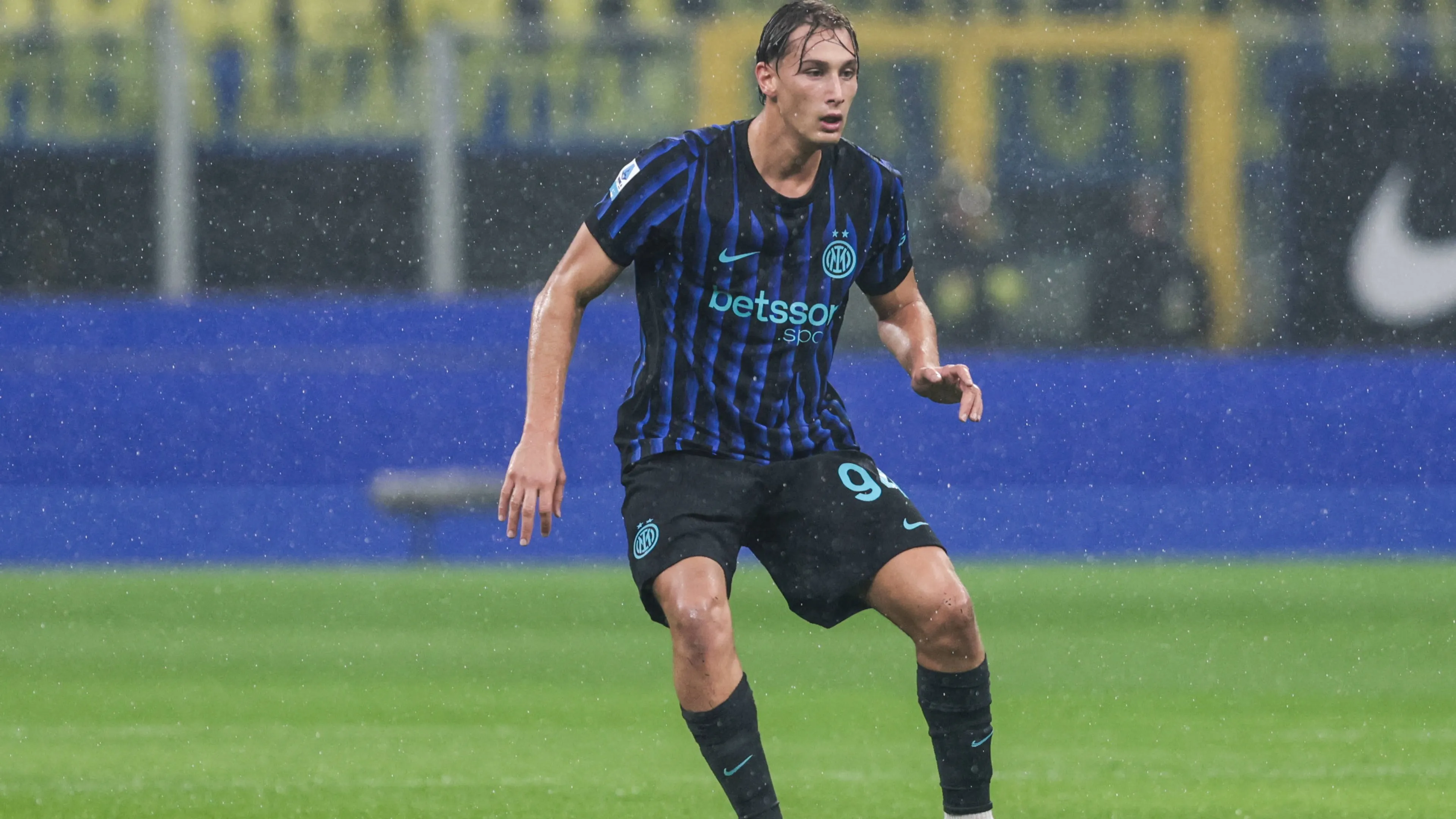 Inter, Tacchinardi stuzzica Pio Esposito: "Giocatore fortunato, vorrei vederlo anche in un'altra squadra"