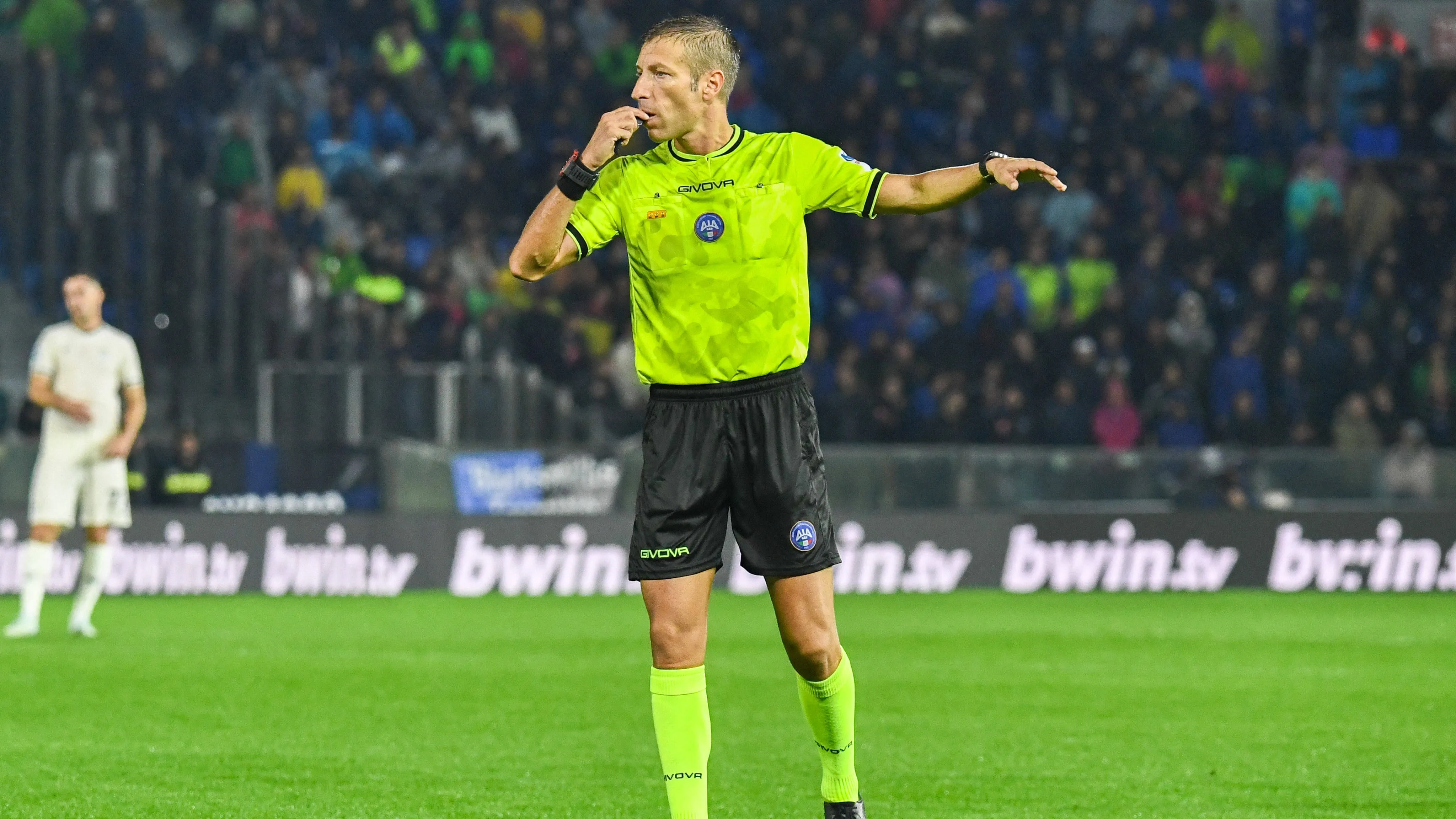 Davide Massa, arbitro di Serie A e fischietto internazionale