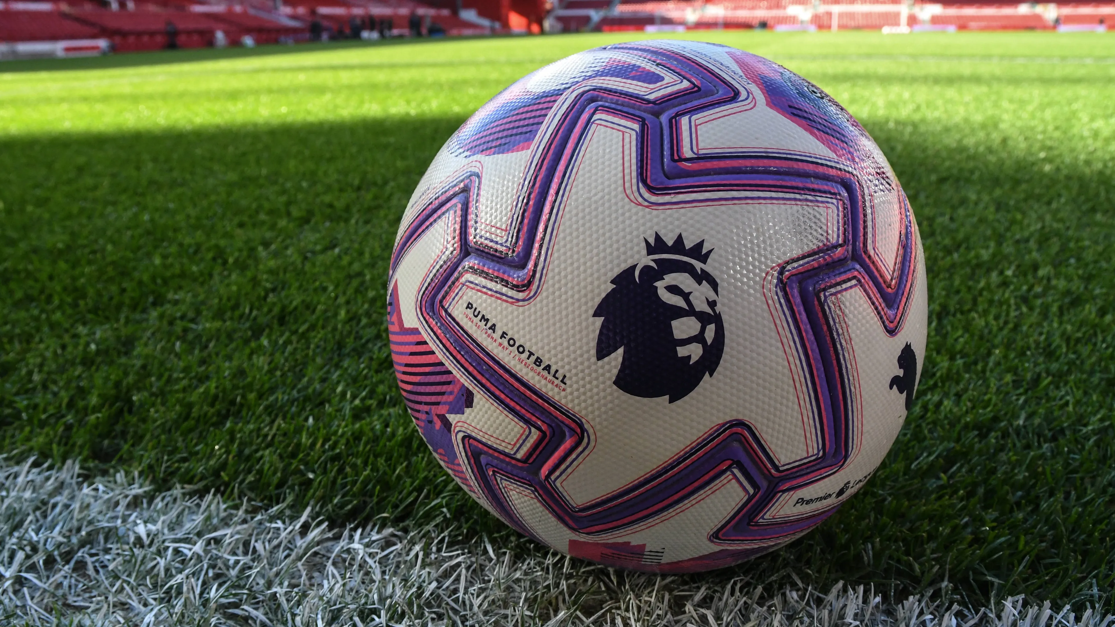 Premier League a rischio "crack" la nuova regola che può far saltare il banco. Le big tremano