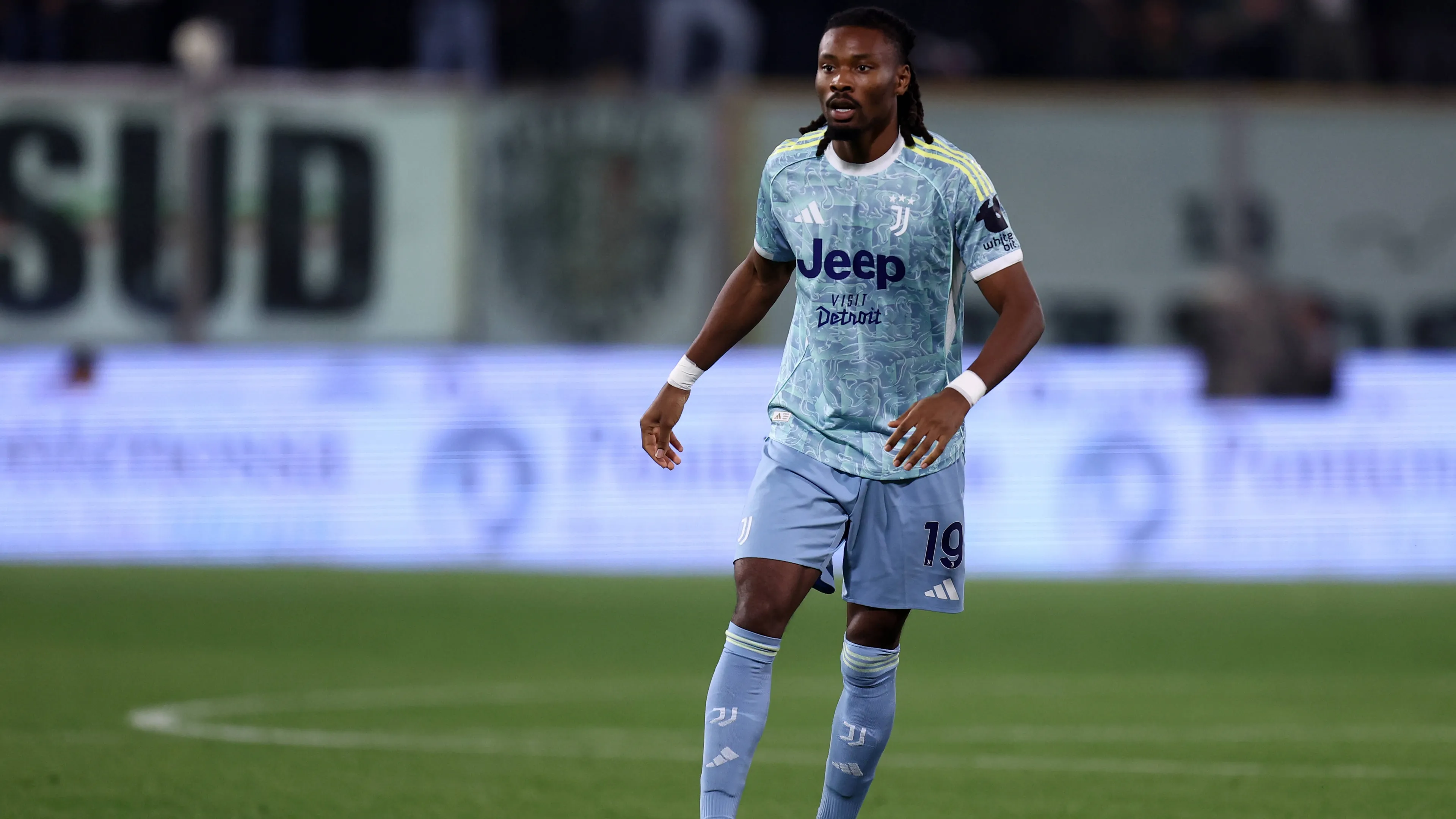 Juventus, problema al polpaccio per Thuram: out contro lo Sporting Lisbona