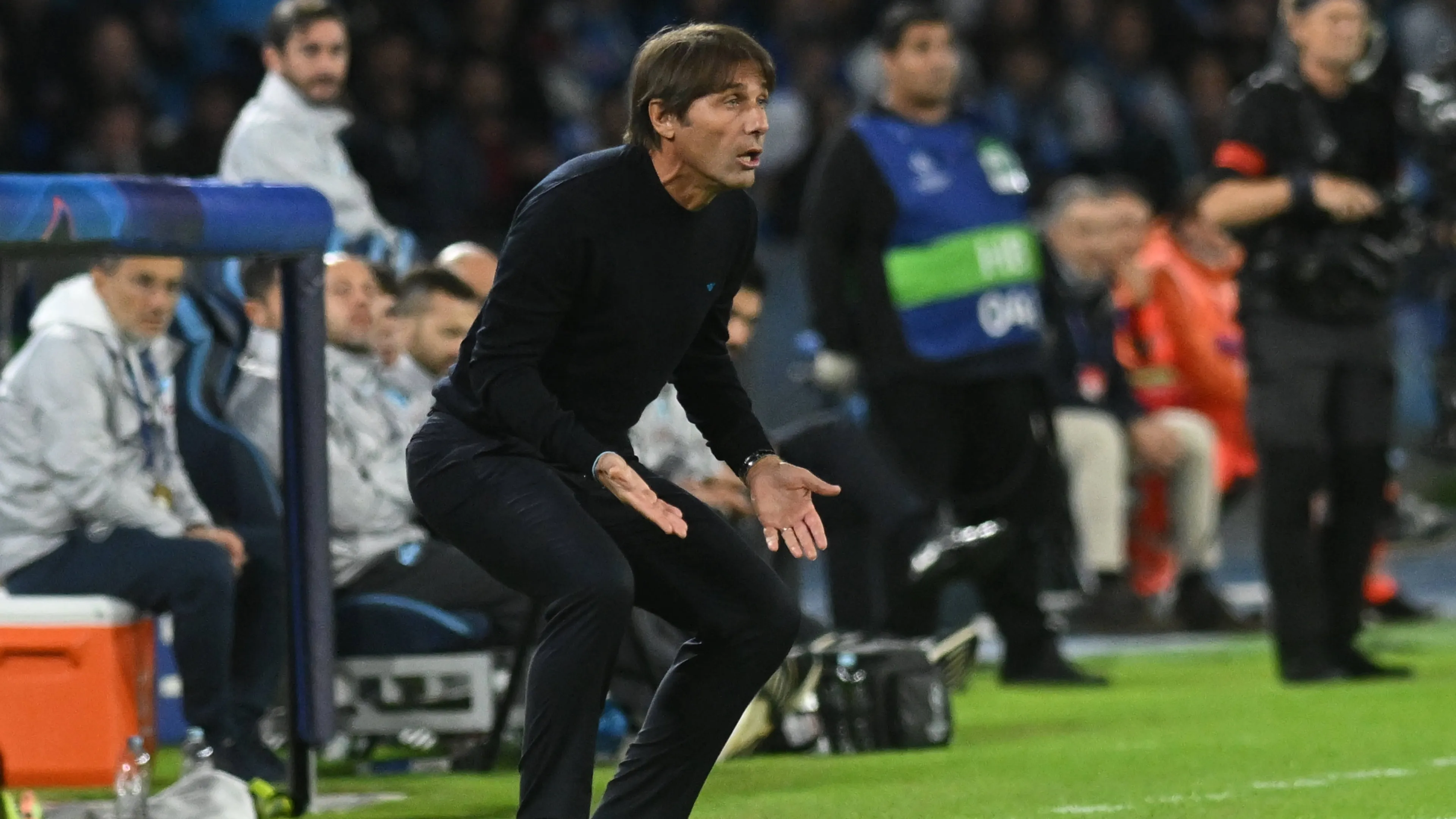 Il Napoli cerca forze fresche per la mediana: tra i nomi sul taccuino di Manna anche un paio di big