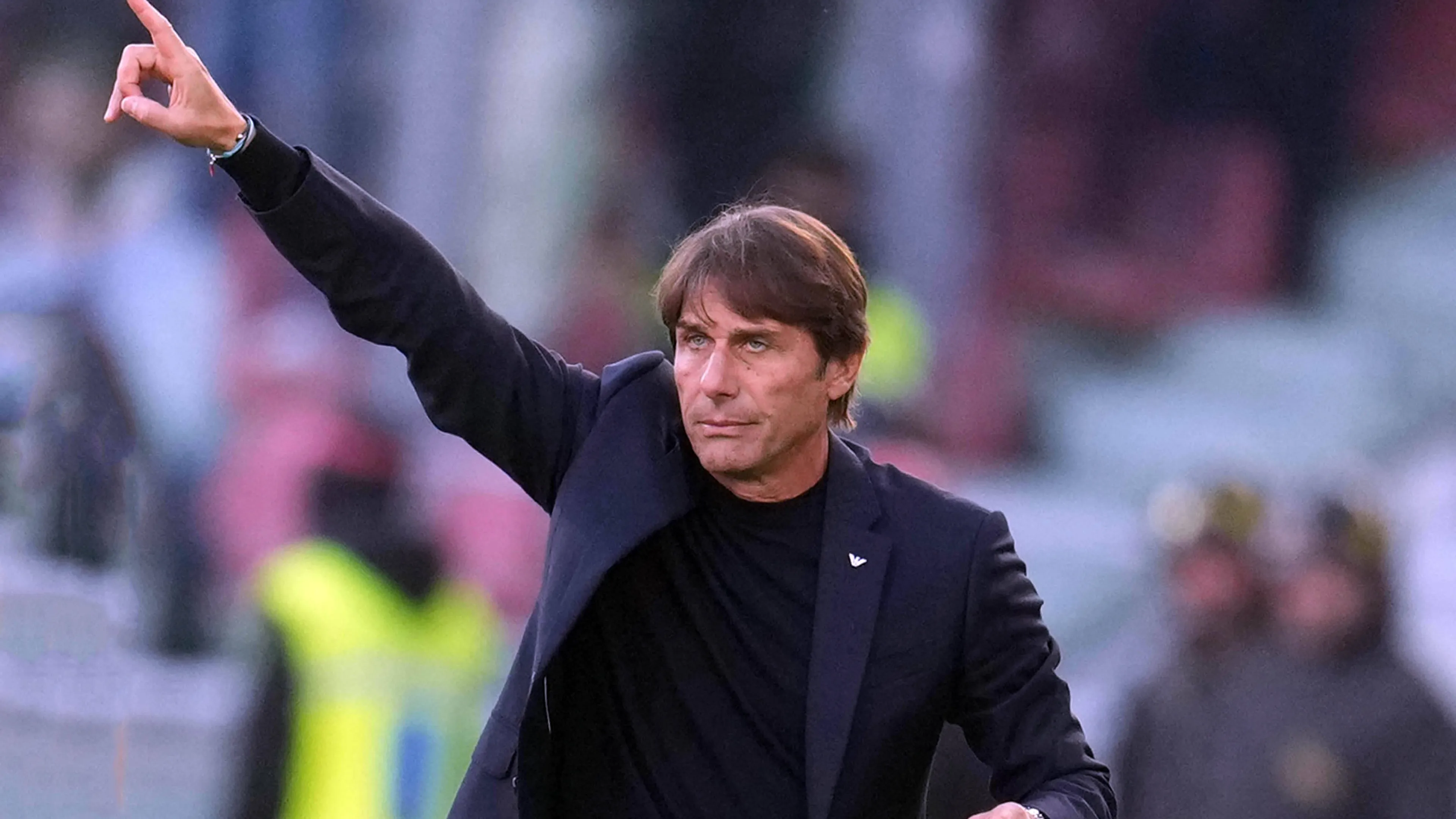 Napoli, Noa Lang ai saluti? Due nomi clamorosi per sostituire l'olandese