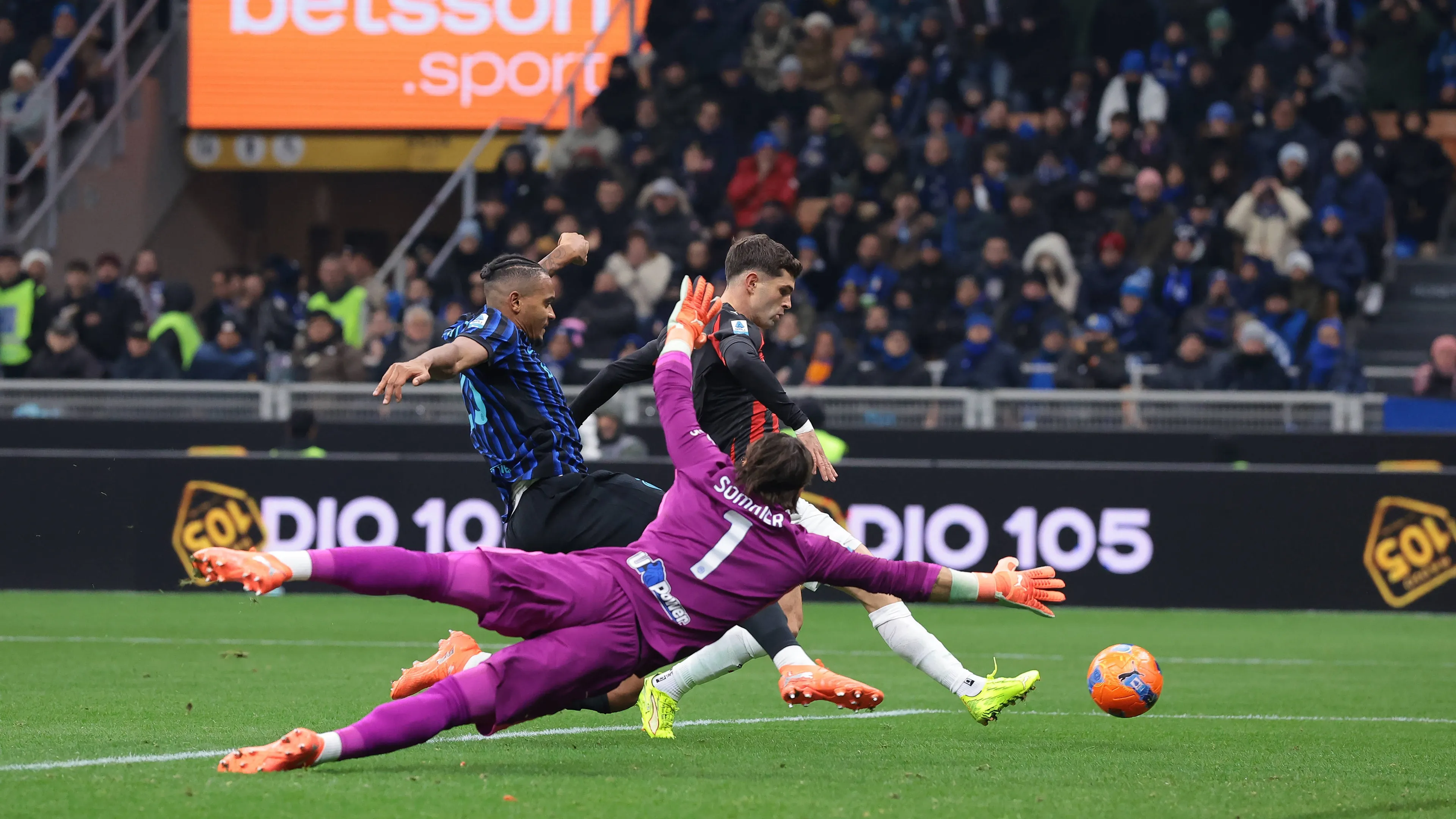 Calciomercato Inter, la prestazione di Sommer nel derby preoccupa: i nomi per sostituirlo